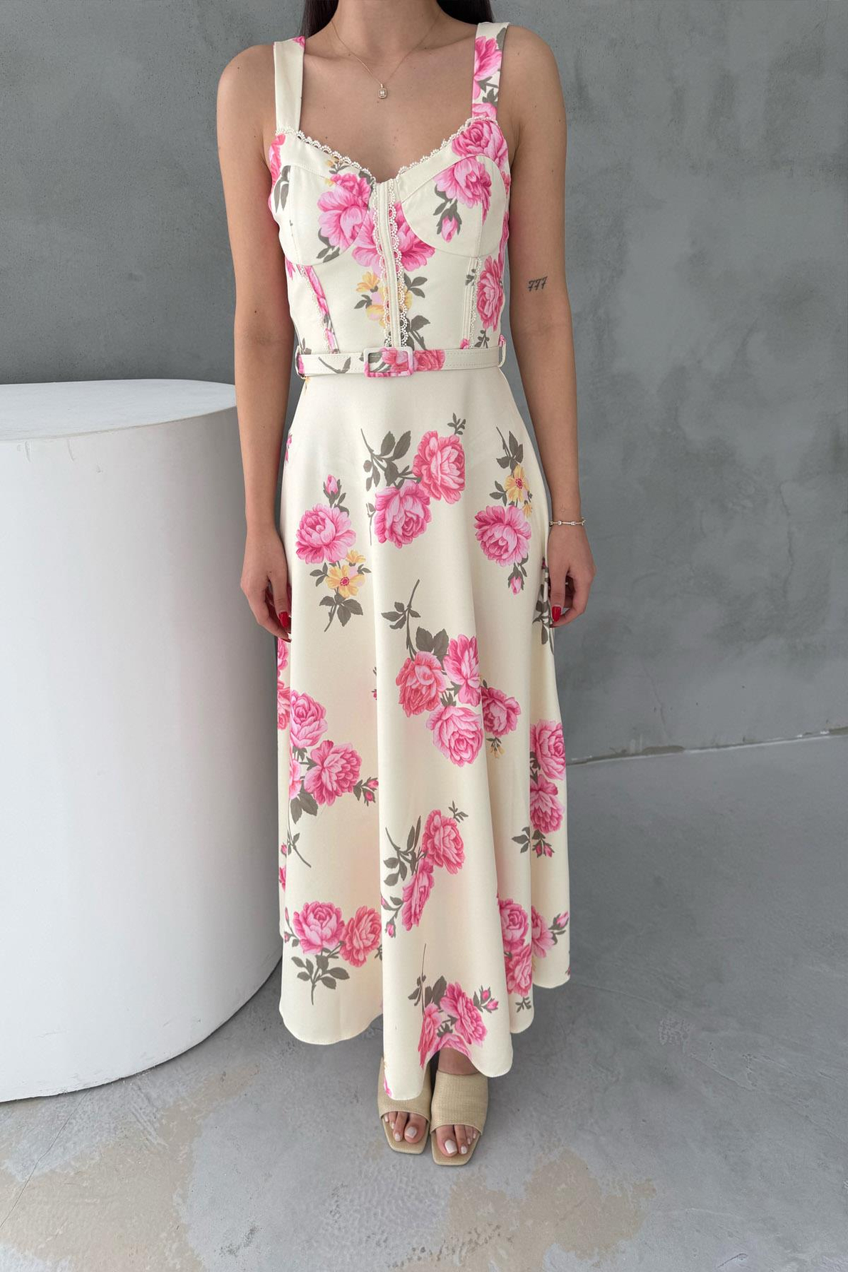 Sarı Çiçekli Askılı Vintage Elbise