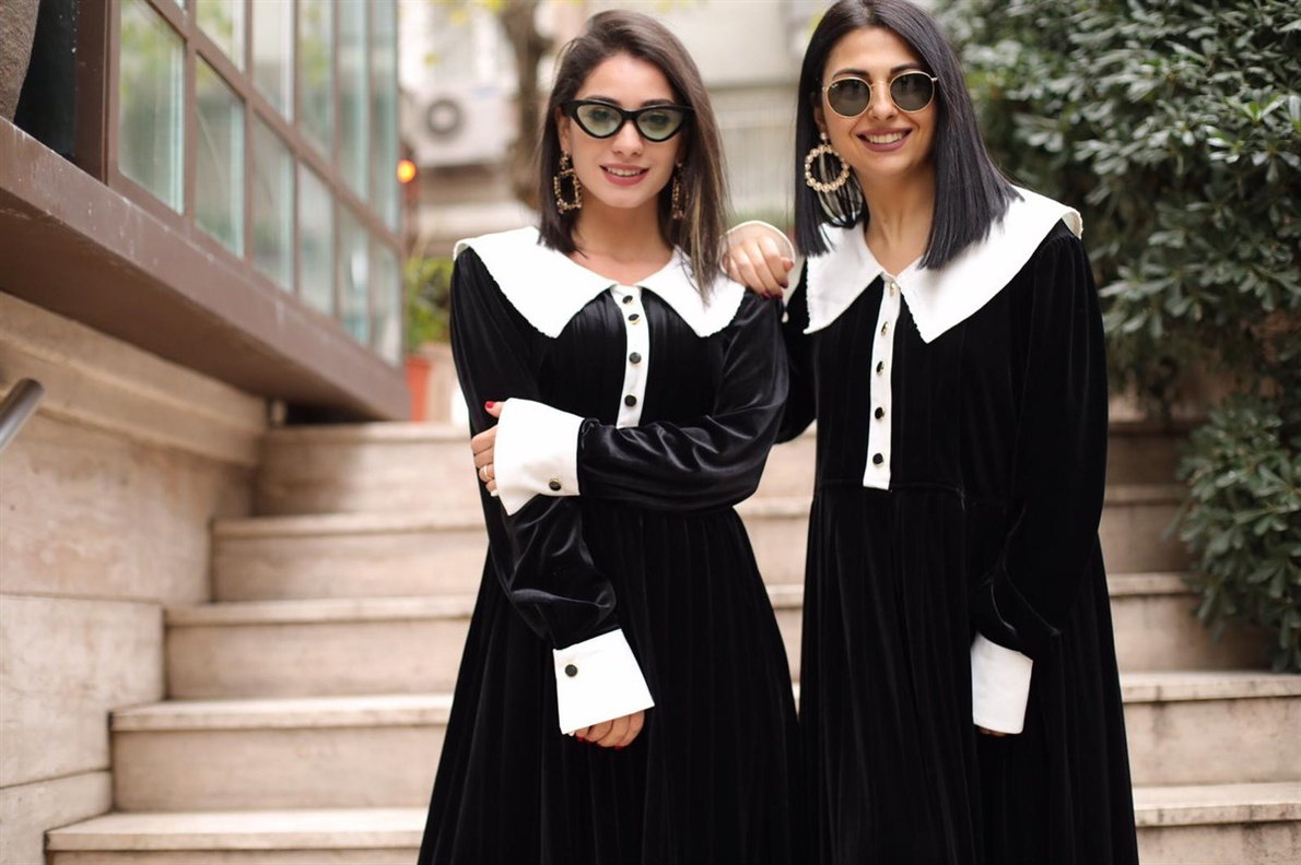 Siyah Kadife Piliseli Salaş Elbise