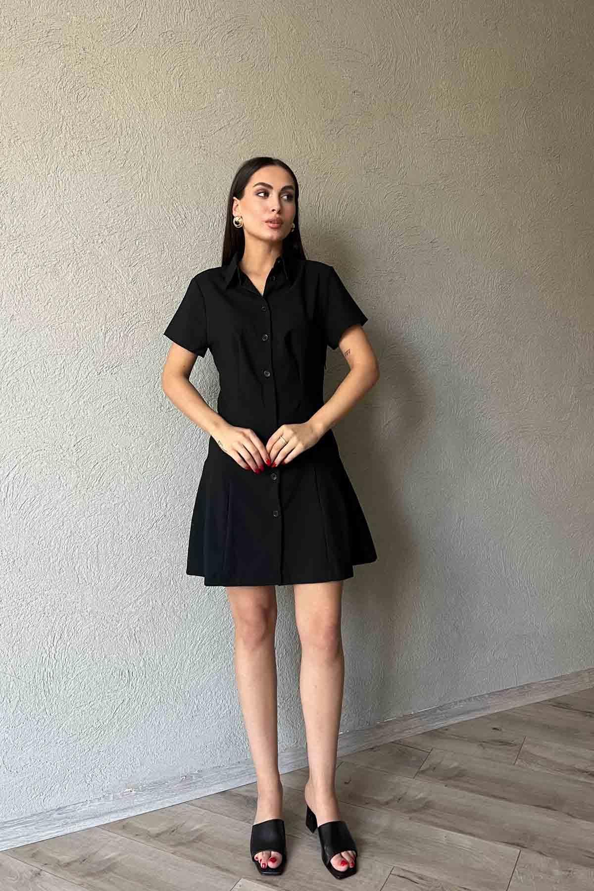 Siyah Önü Düğmeli Pile Detaylı Gömlek Elbise