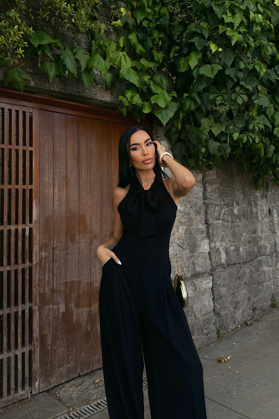 Siyah Rahat Kesim Bağlama Detaylı Tulum