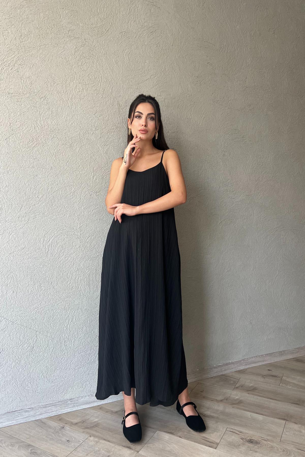 Siyah Sun İnce Askılı Kloş Elbise