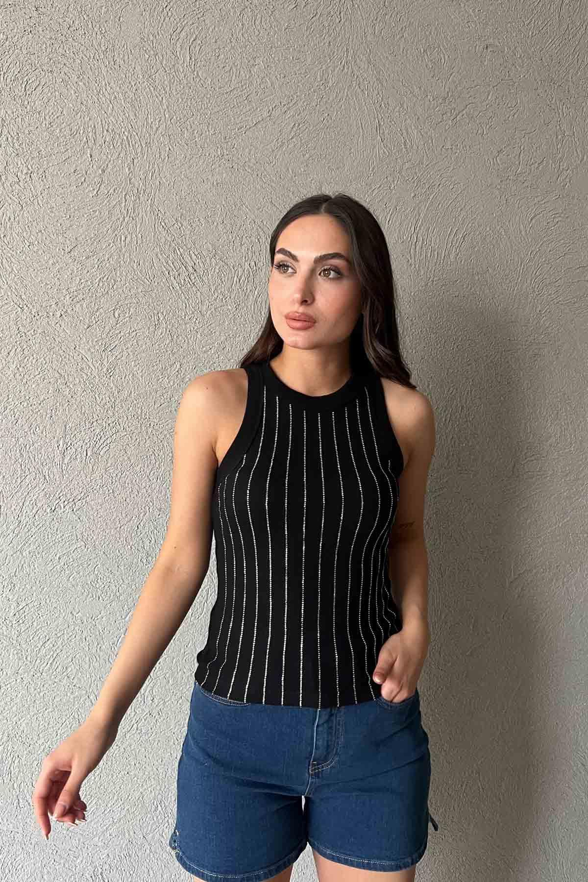 Siyah Taş Detaylı Basic Atlet