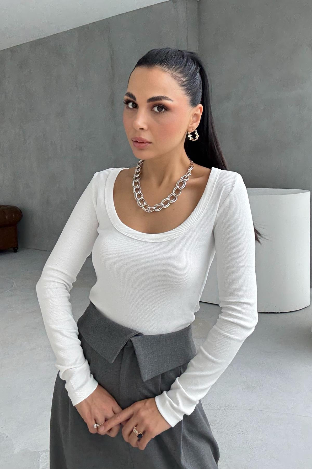 Uzun Kollu Fitilli Derin Bisiklet Yaka Beyaz Body