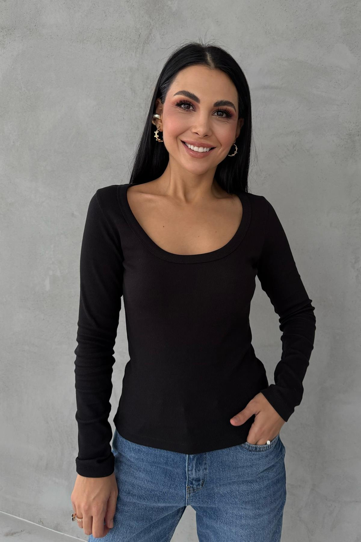 Uzun Kollu Fitilli Derin Bisiklet Yaka Siyah Body