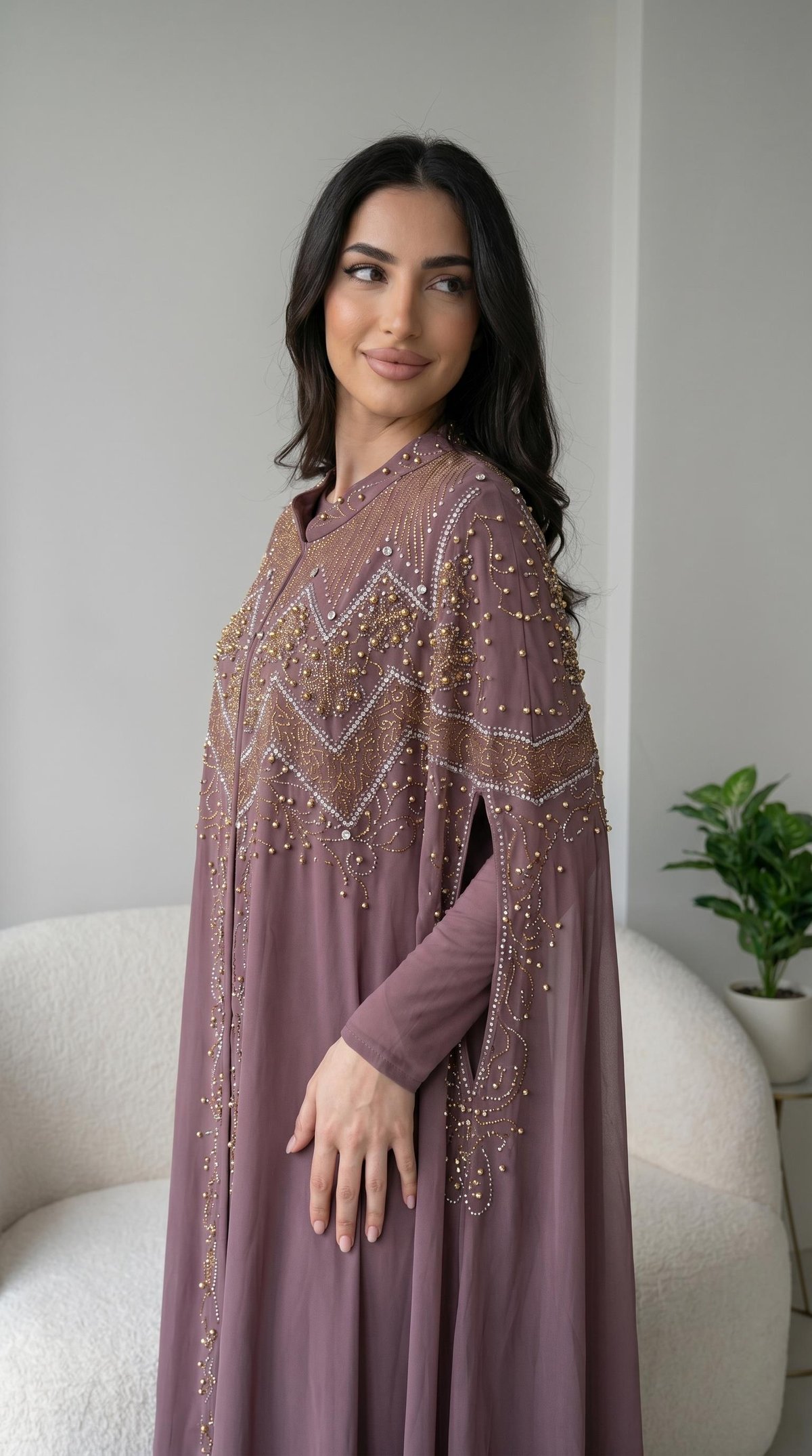 Mürdüm Taşlı İşlemeli Uzun Abaya