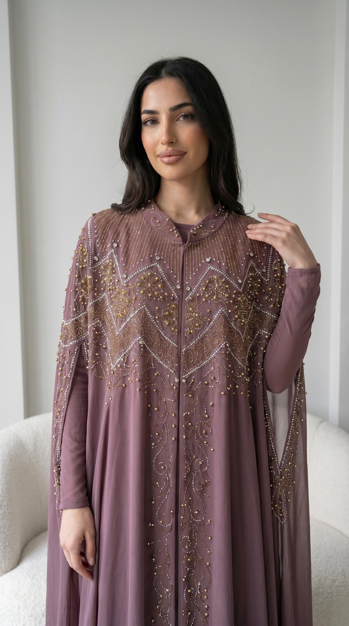 Mürdüm Taşlı İşlemeli Uzun Abaya