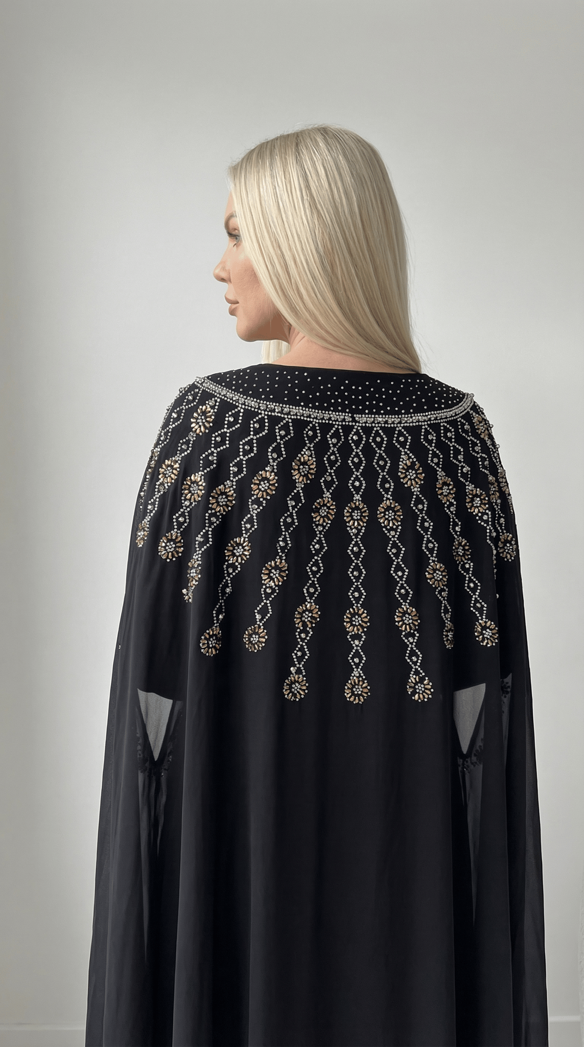 Şifon Altın Nakış İşlemeli Siyah Abaya Elbise Ferace