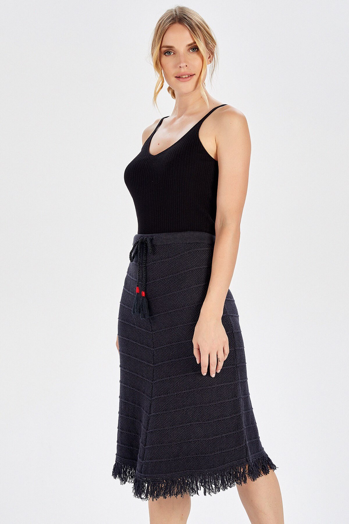 Peraluna  Knee Level Cotton Boho Skirt - Anthracite