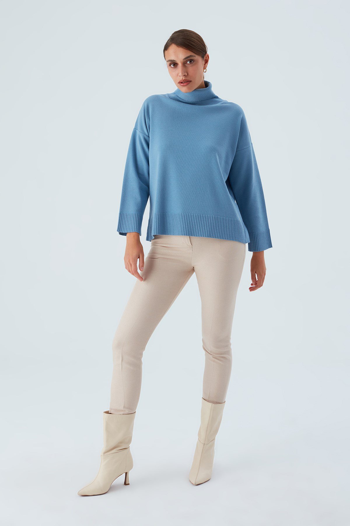 Peraluna Turtleneck Wide Sleeve Women's Knitwear Sweater - Blue