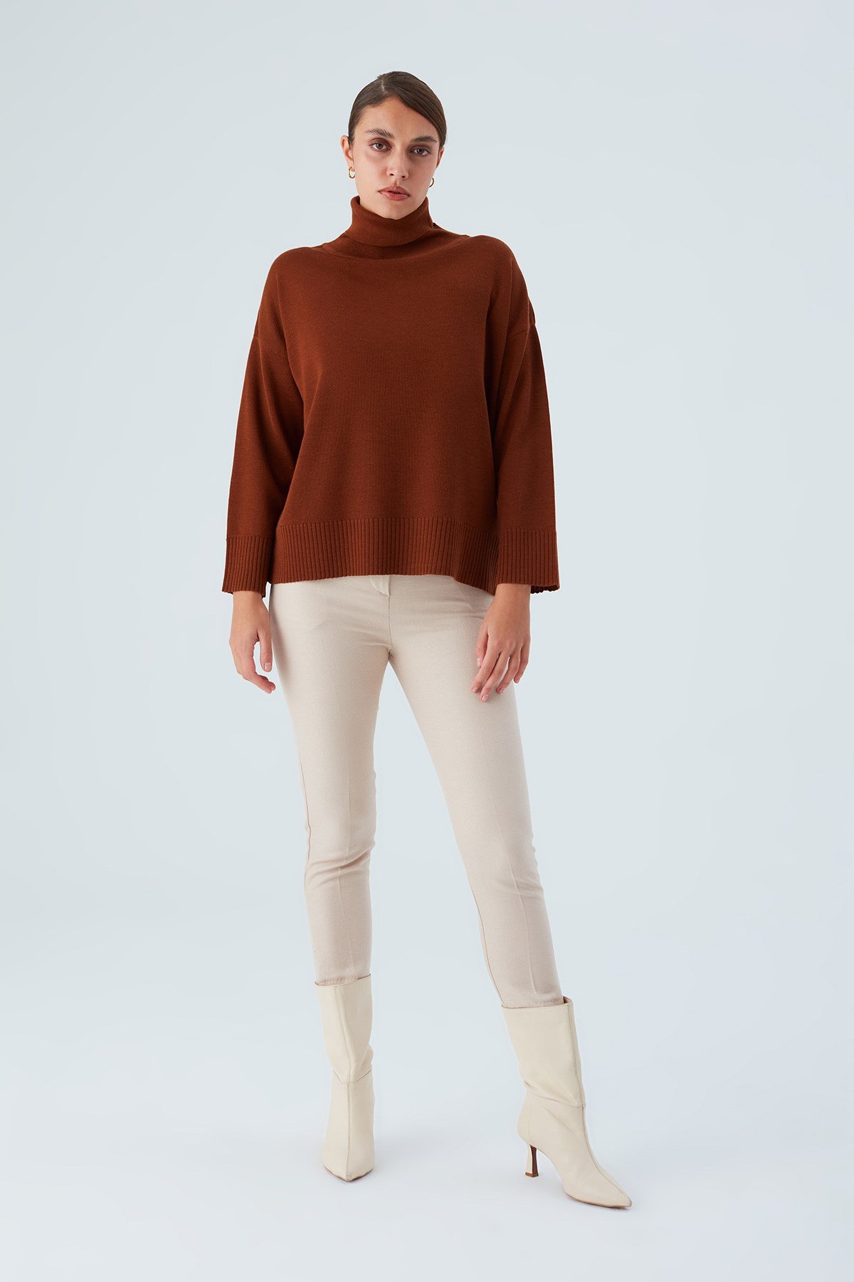 Peraluna Turtleneck Wide Sleeve Women's Knitwear Sweater - Brown