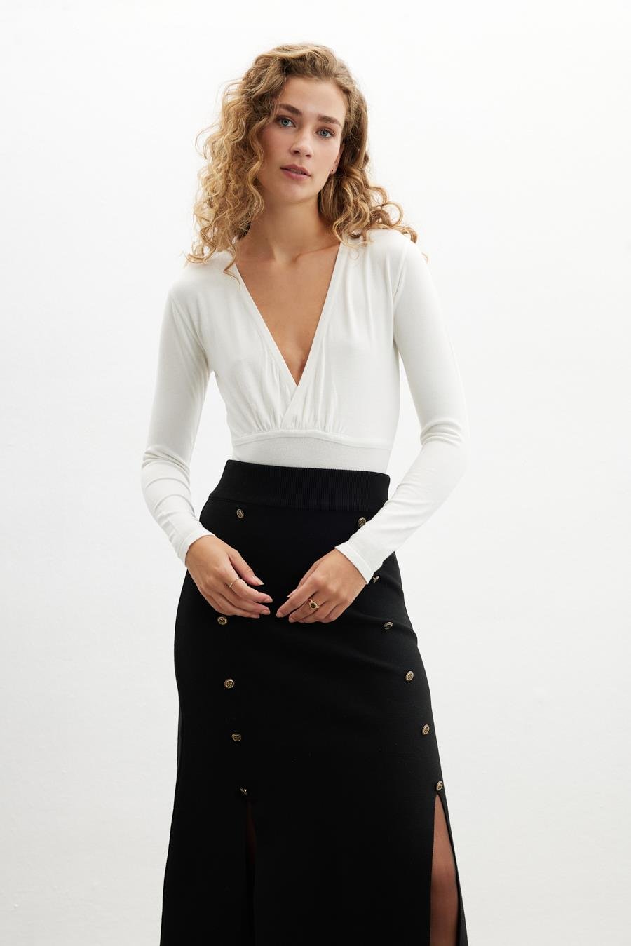 Peraluna BLAKE SKIRT Düğme Detaylı Yırtmaçlı Midi Boy Kadın Triko Etek - Siyah