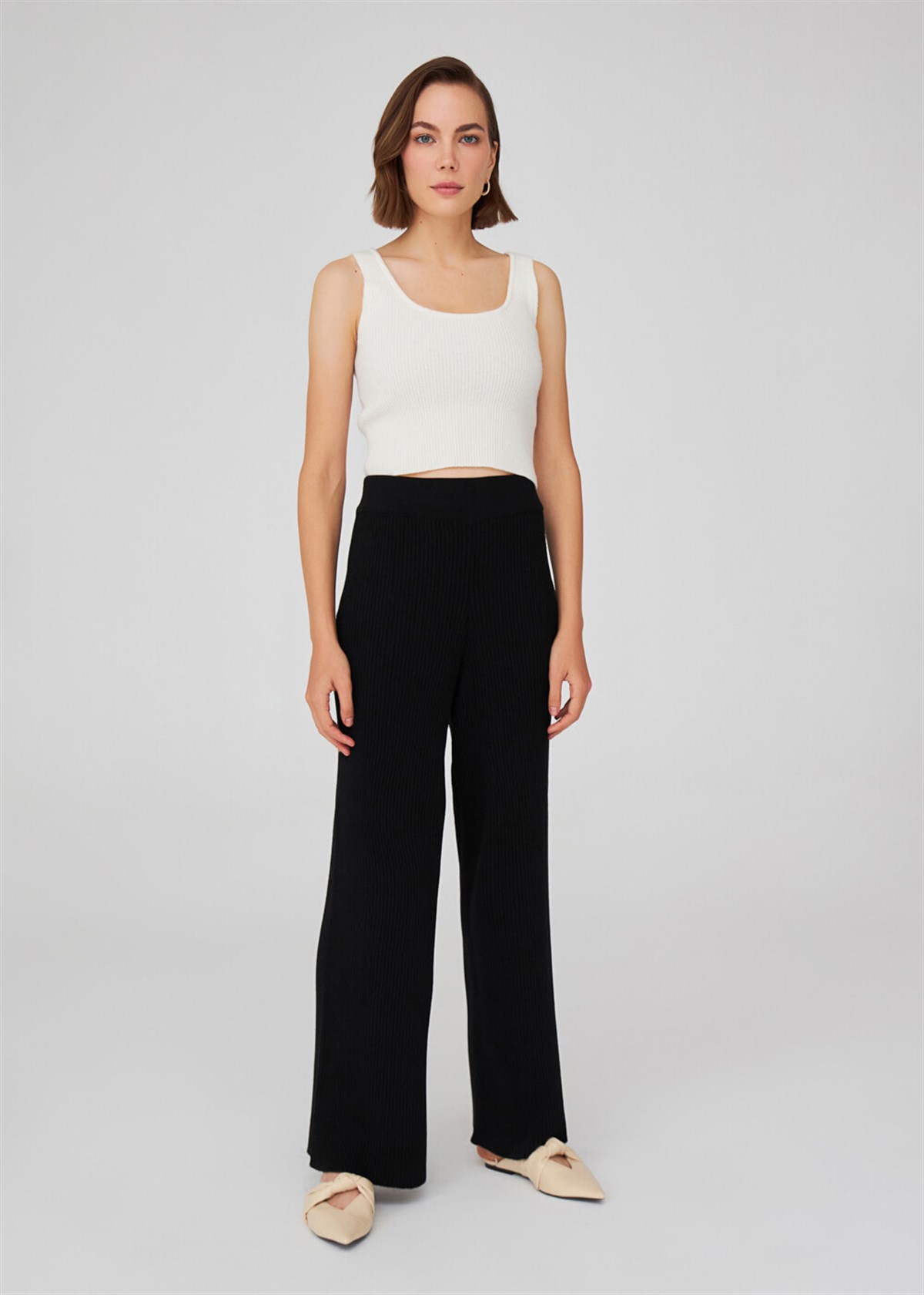 Peraluna Bol Kesim Boru Paça Kadın Triko Pantolon Siyah