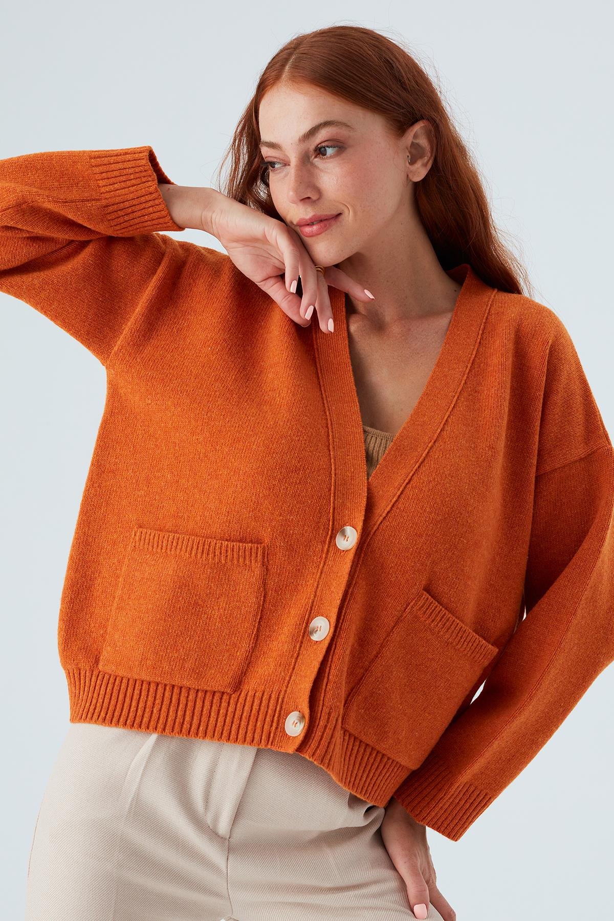 Peraluna CAROL CARDIGAN Cepli Düğmeli Rahat Kesim Crop Kadın Triko Hırka Turuncu