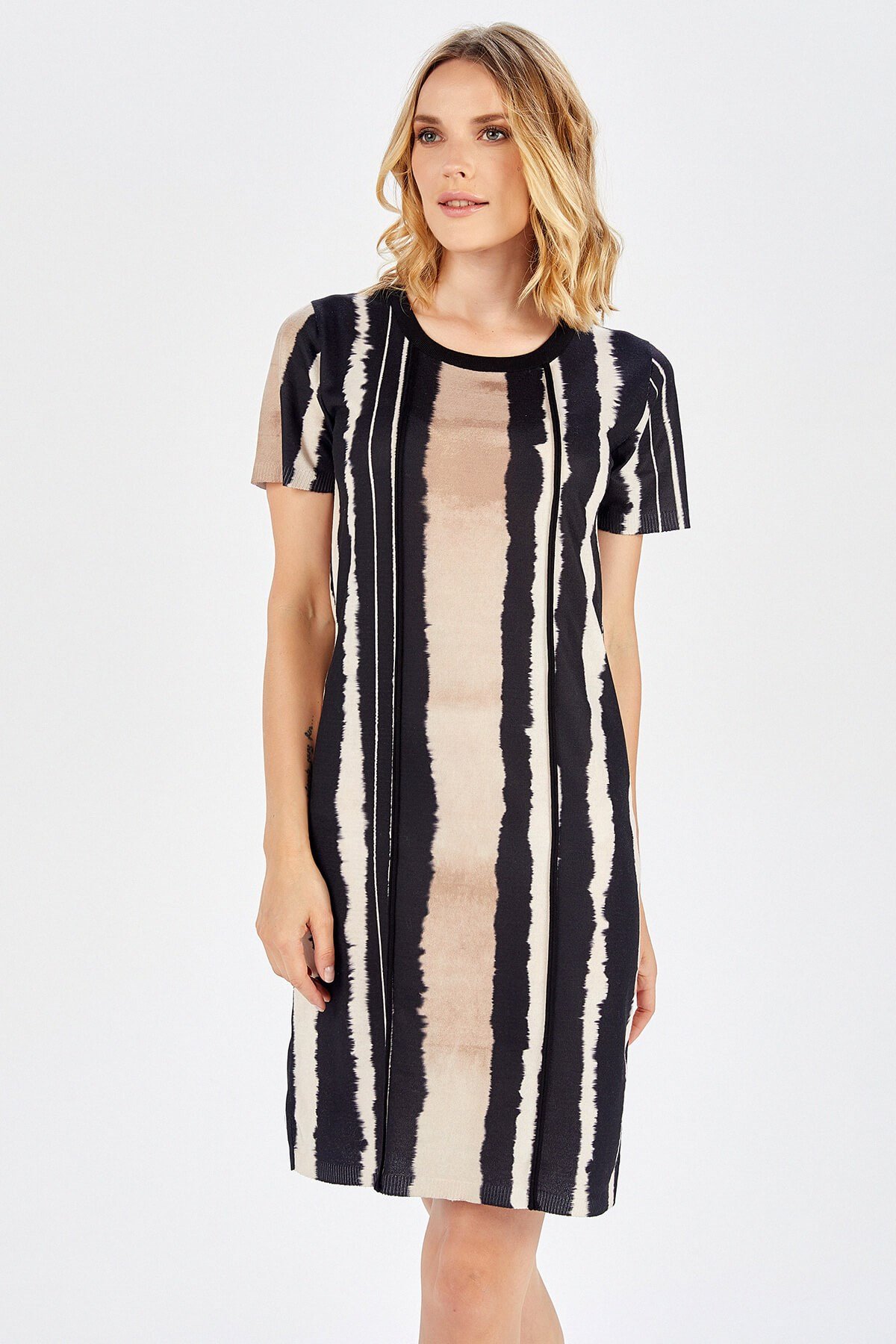 Peraluna Çizgili Batik Baskılı Diz Üstü Elbise