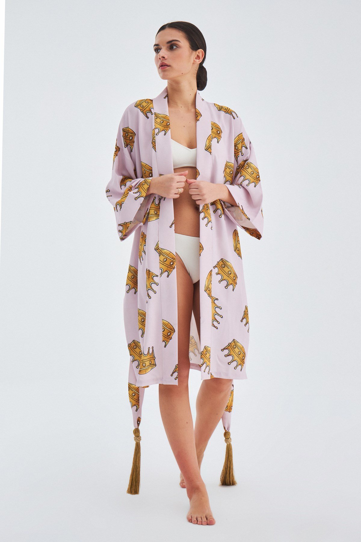 Peraluna CROWN Kral Tacı Desenli Diz Altı Saten Kadın Kimono Açık Lila/Hardal