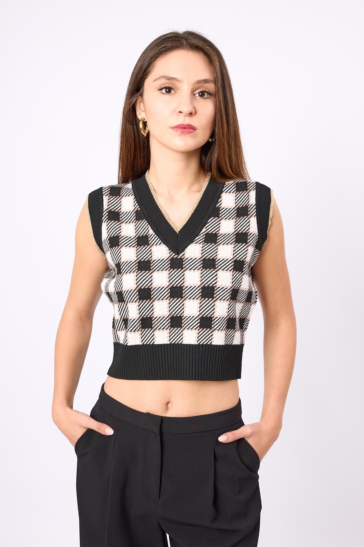 Peraluna Diana Pötikare Kadın Krop Kesim Triko Süveter - Siyah/Ekru