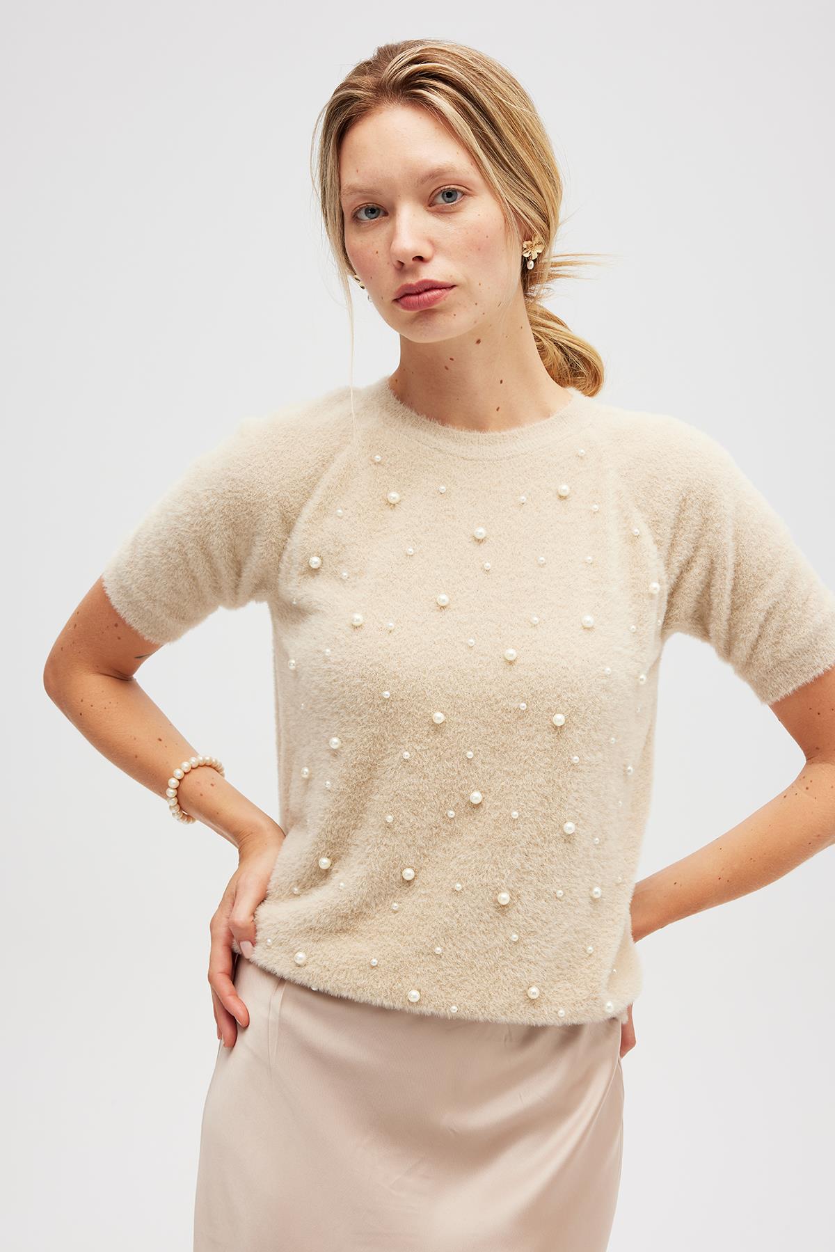 Peraluna Emilia Kadın Triko İnci Süslemeli Bluz - Bej