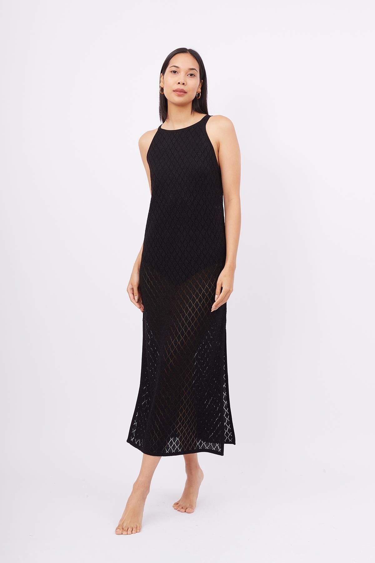 Peraluna EVELIEN DRESS Ajur Örgü Dar Kesim Halter Yaka Arkası Bağcıklı Uzun Kadın Triko Elbise - Siyah