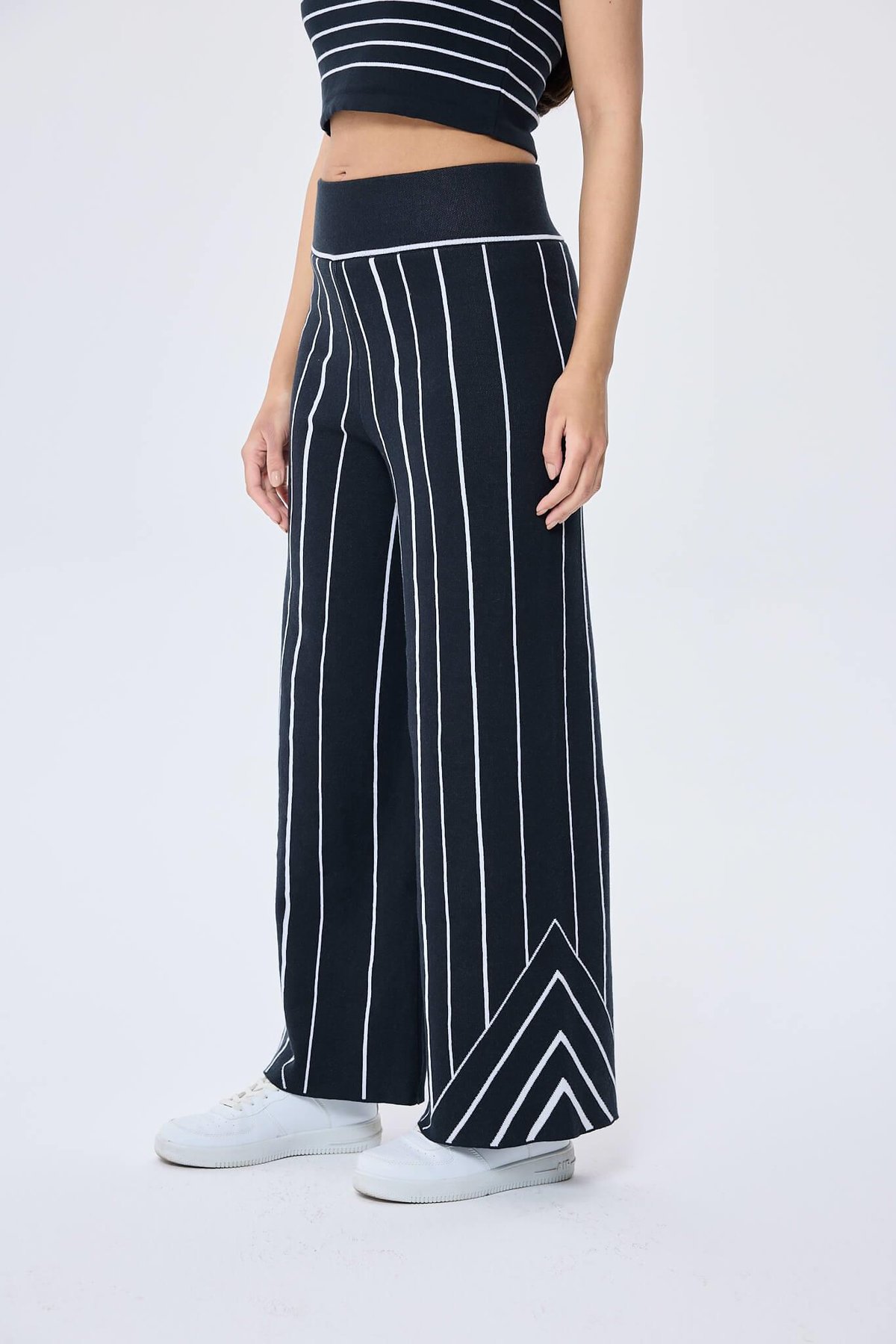 Peraluna Finley Dikine Çizgili Pamuklu Yazlık Kadın Triko Pantolon - SİYAH-BEYAZ ÇİZGİLİ