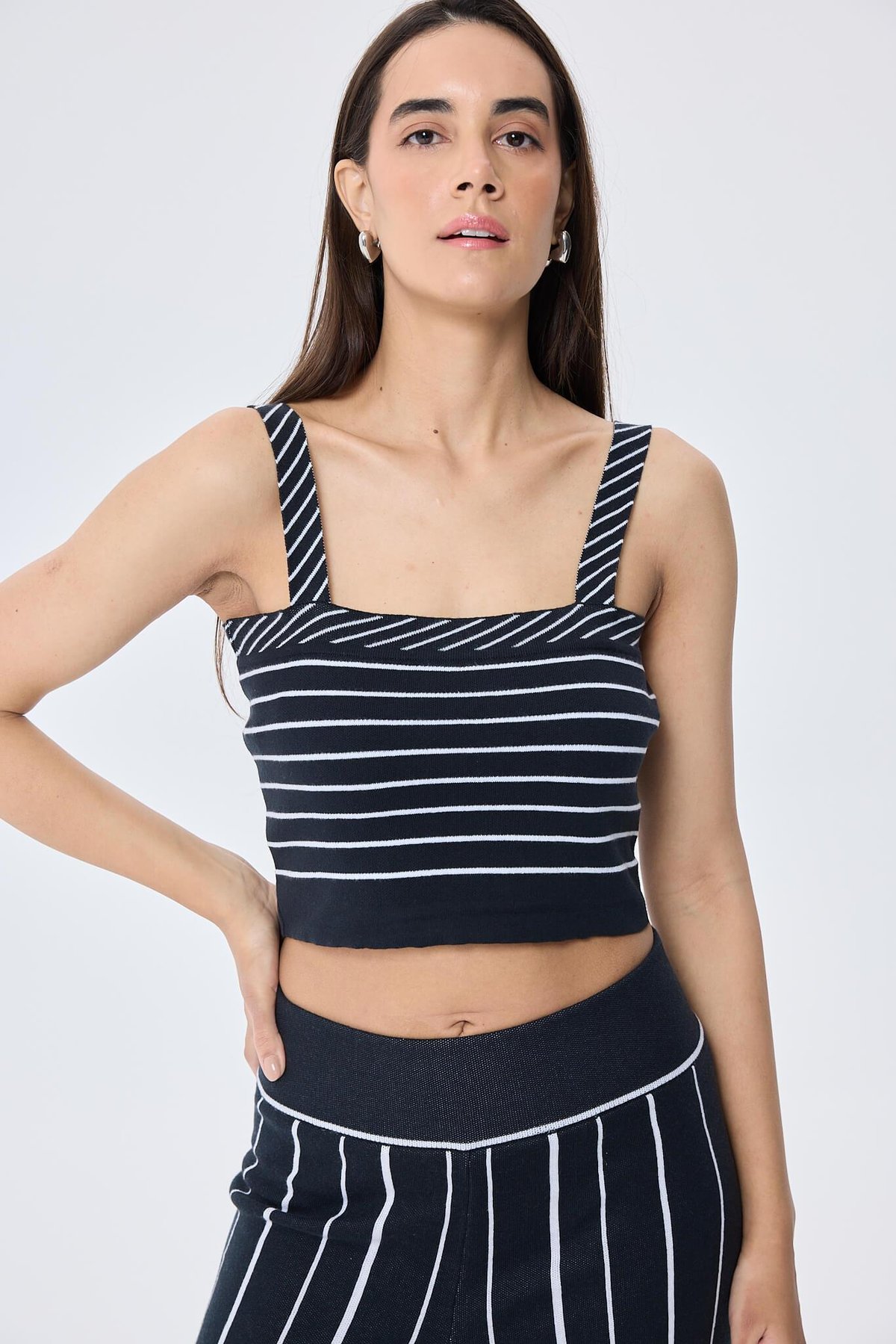 Peraluna Florence, Çizgili, Geniş Askılı Kadın Pamuklu Triko Krop Üst - SİYAH / BEYAZ ÇİZGİLİ
