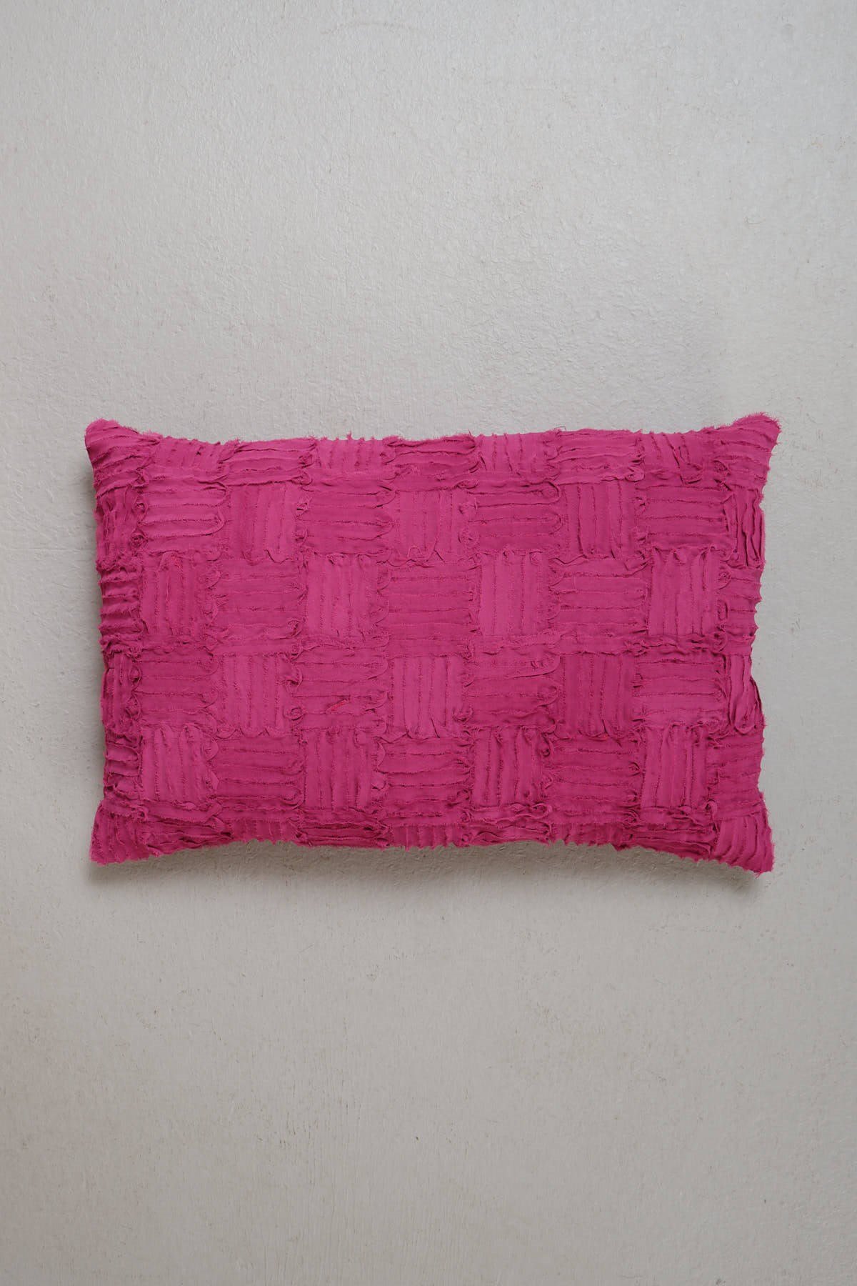 Peraluna FOAM PILLOW Chiffon Strip Knitwear Pillowcase 60X40 cm.- Fuchsia