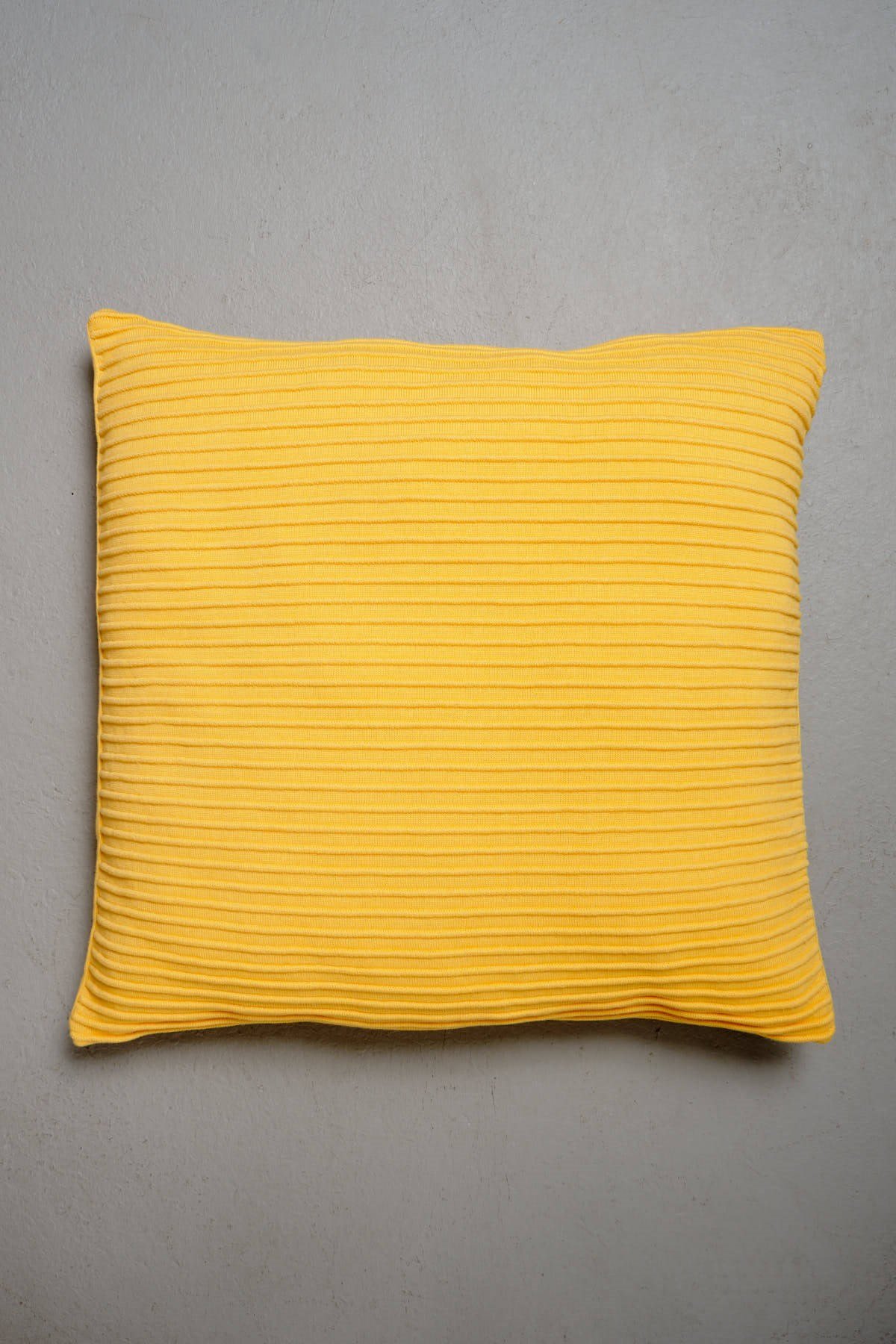 Peraluna FREE PILLOW 100% Organic Cotton Knitwear Pillowcase 60X60 cm. - Yellow