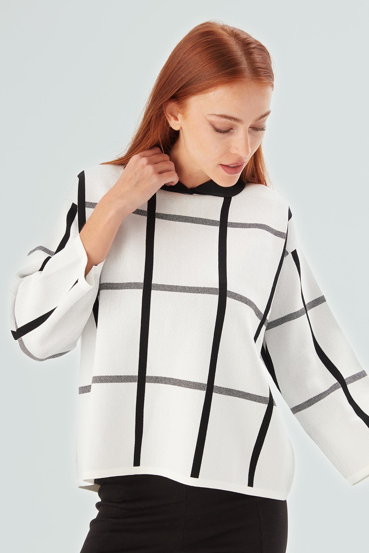 Peraluna GEMMA BLOUSE Bebe Yaka Geometrik Desenli Kadın Triko Bluz Ekru/Siyah