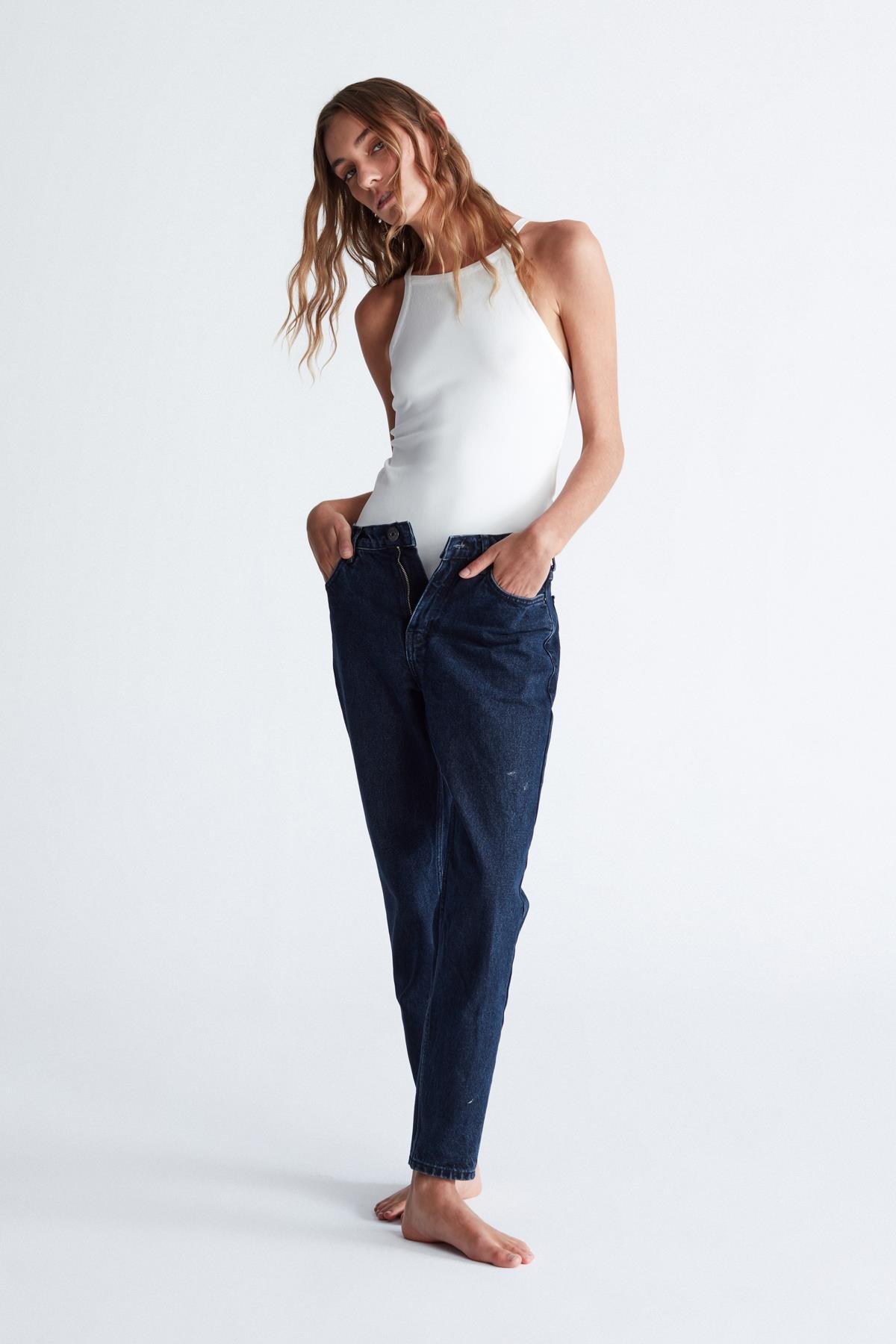 Peraluna GRETA BODY Halter Yaka Arkası Çapraz Alttan Çıtçıtlı Kadın Triko Body Ekru