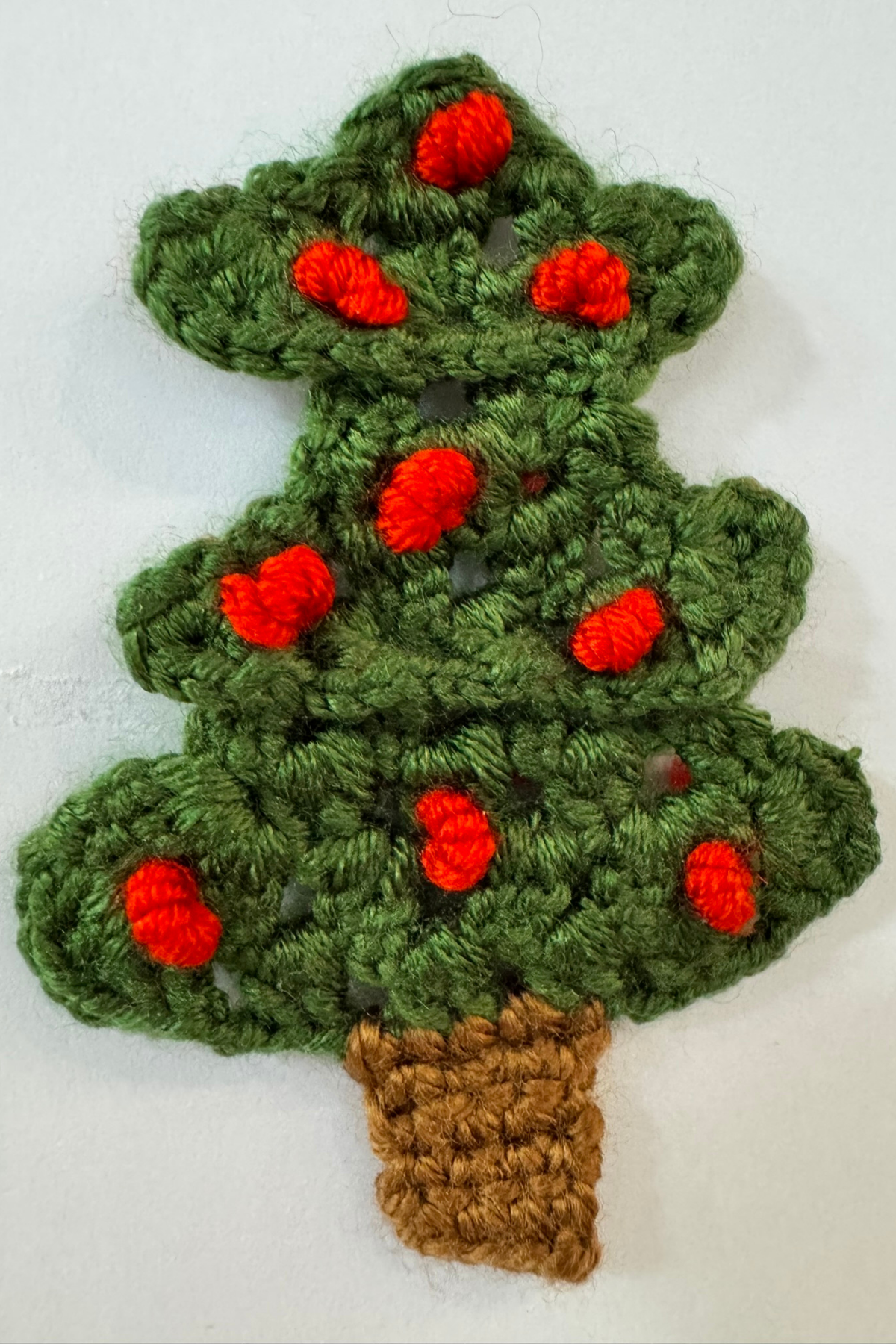 Peraluna Happy Times Hand Made Christmas Tree Pin - Green