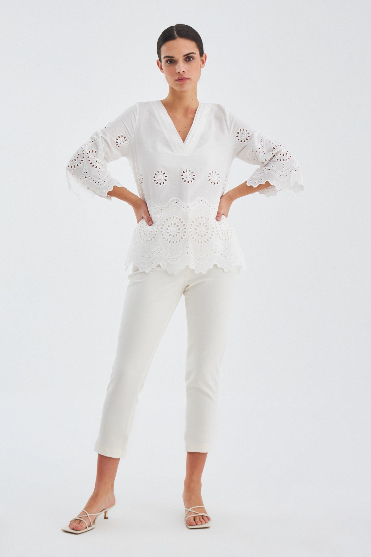 Peraluna HIROMI 100% Cotton V-neck 3/4 Bell Sleeve Women's Summer Blouse - Black