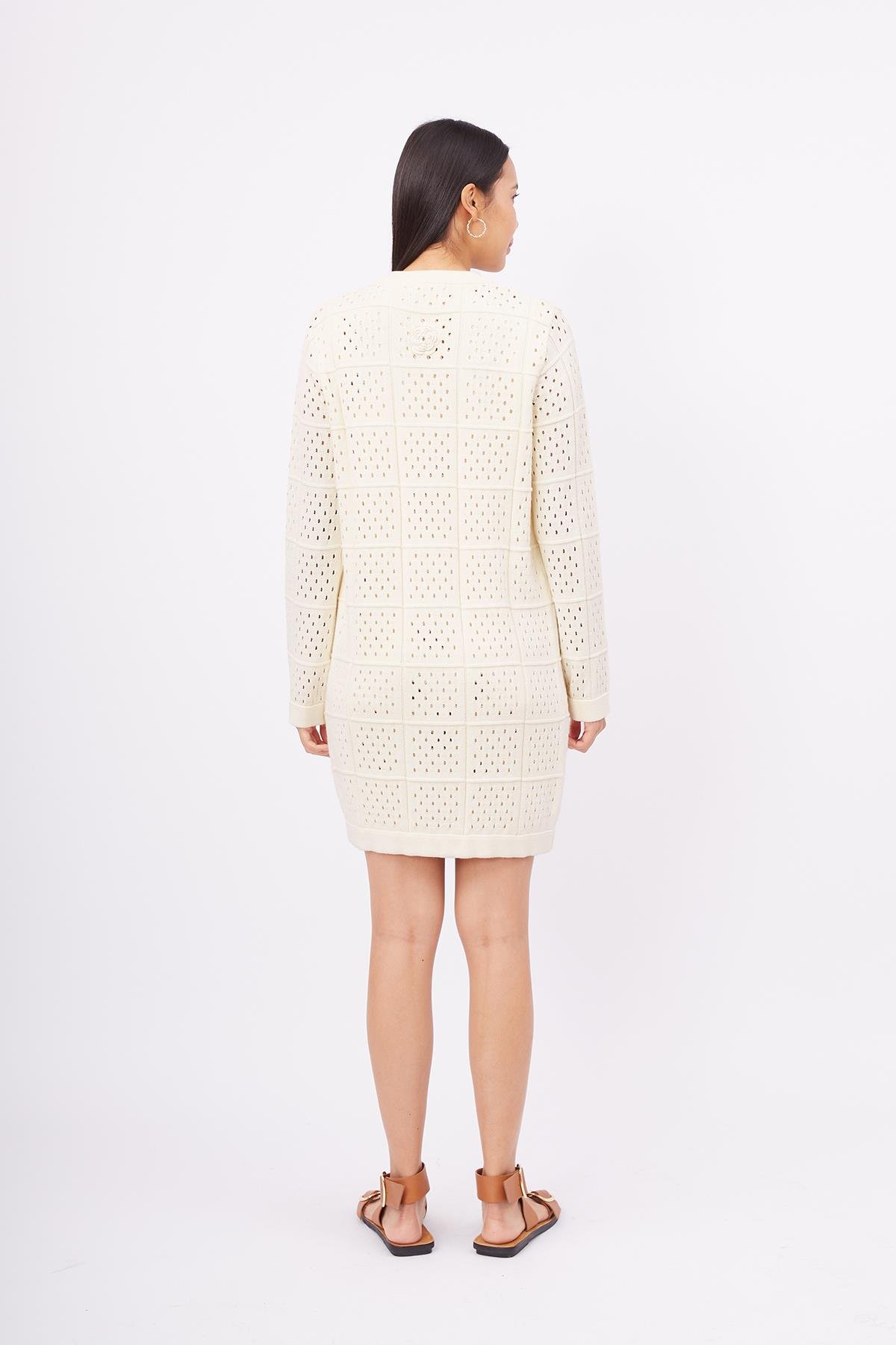 Peraluna ISABEL CARDİGAN Ajur Örgü El Yapımı Broş Detaylı Düz Kesim Kadın Triko Hırka - Ekru