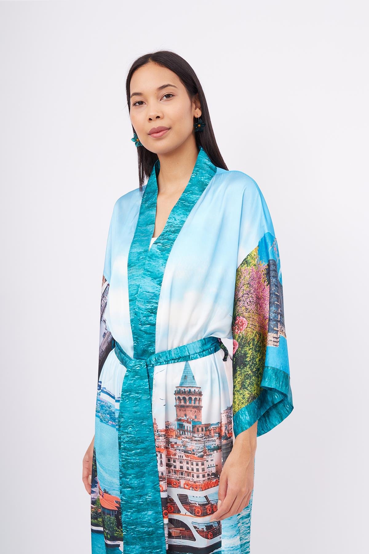 Peraluna ISTANBUL KIMONO İstanbul Manzara Baskılı 125 CM Uzun Saten Kadın Kimono - Çok Renkli