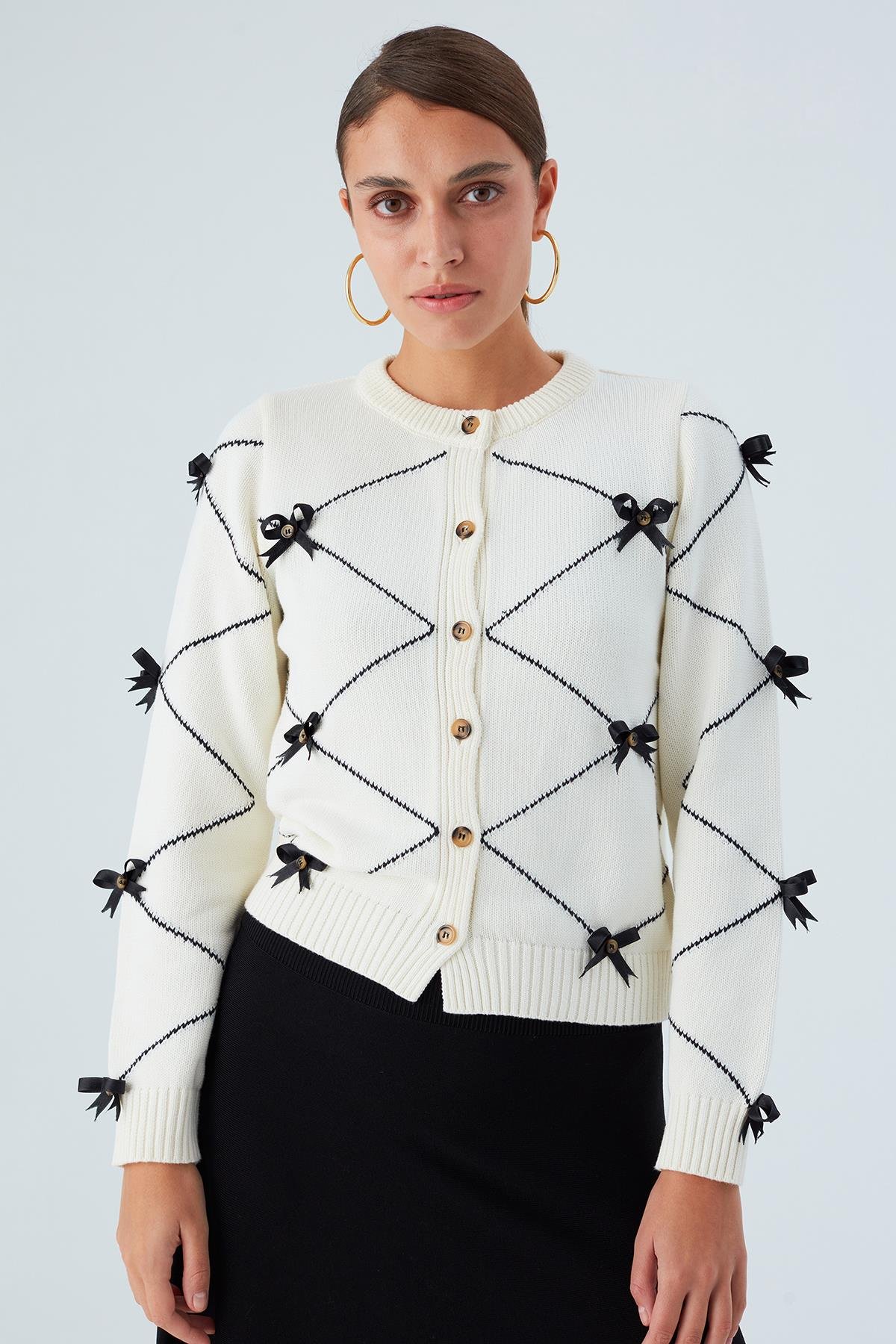 Peraluna JOANNA CARDIGAN Fiyonklu Kadın Triko Hırka Ekru