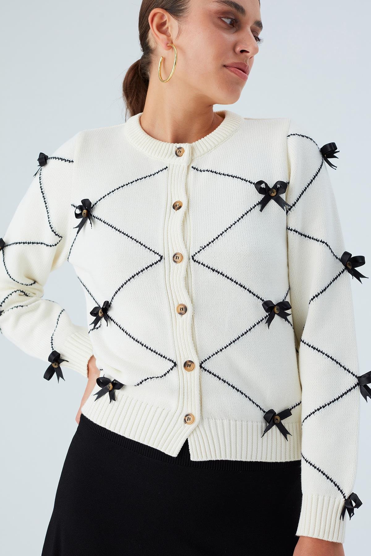 Peraluna JOANNA CARDIGAN Fiyonklu Kadın Triko Hırka Ekru