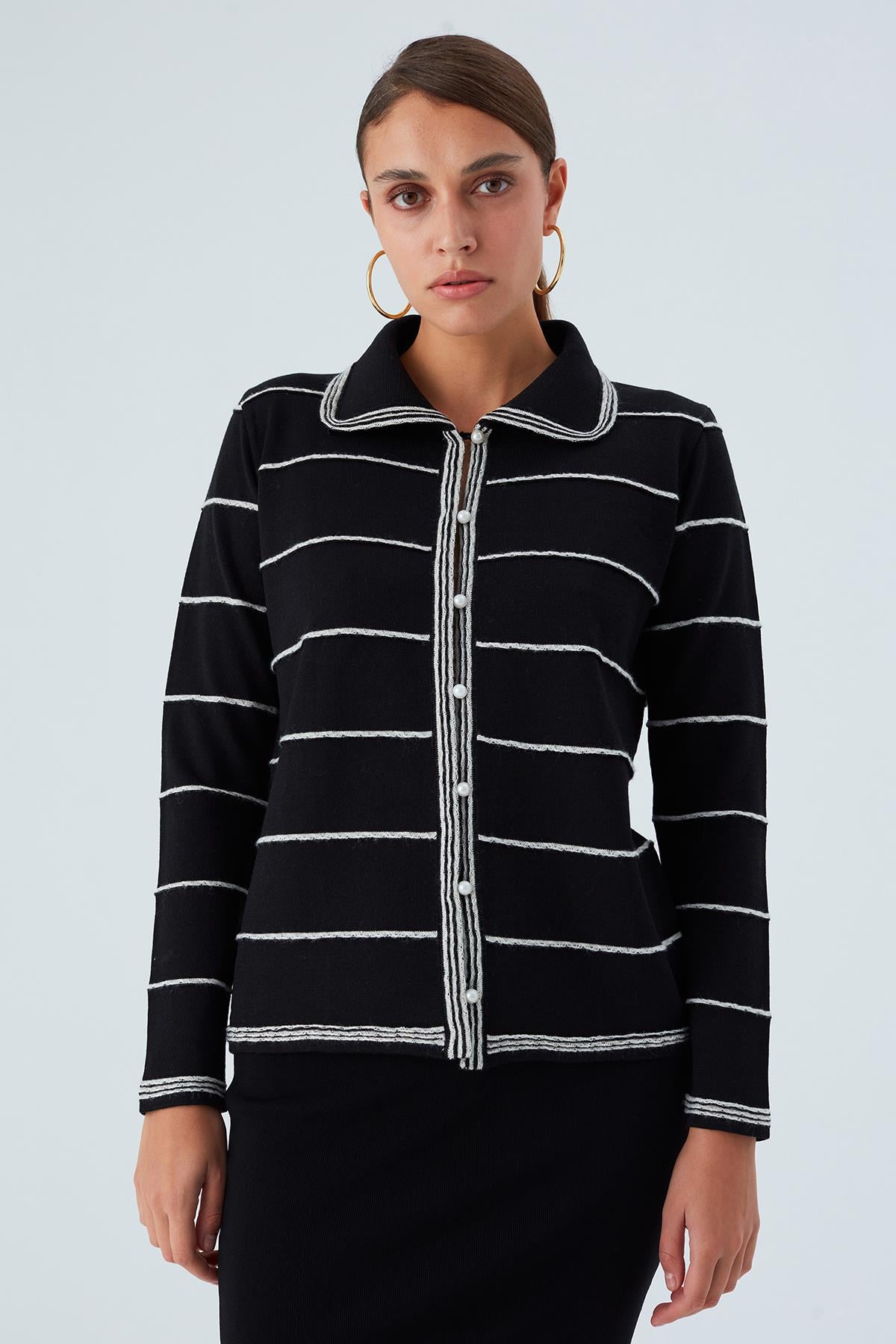 Peraluna KATE CARDIGAN İnci Düğmeli Klasik Kadın Triko Hırka Siyah/Ekru