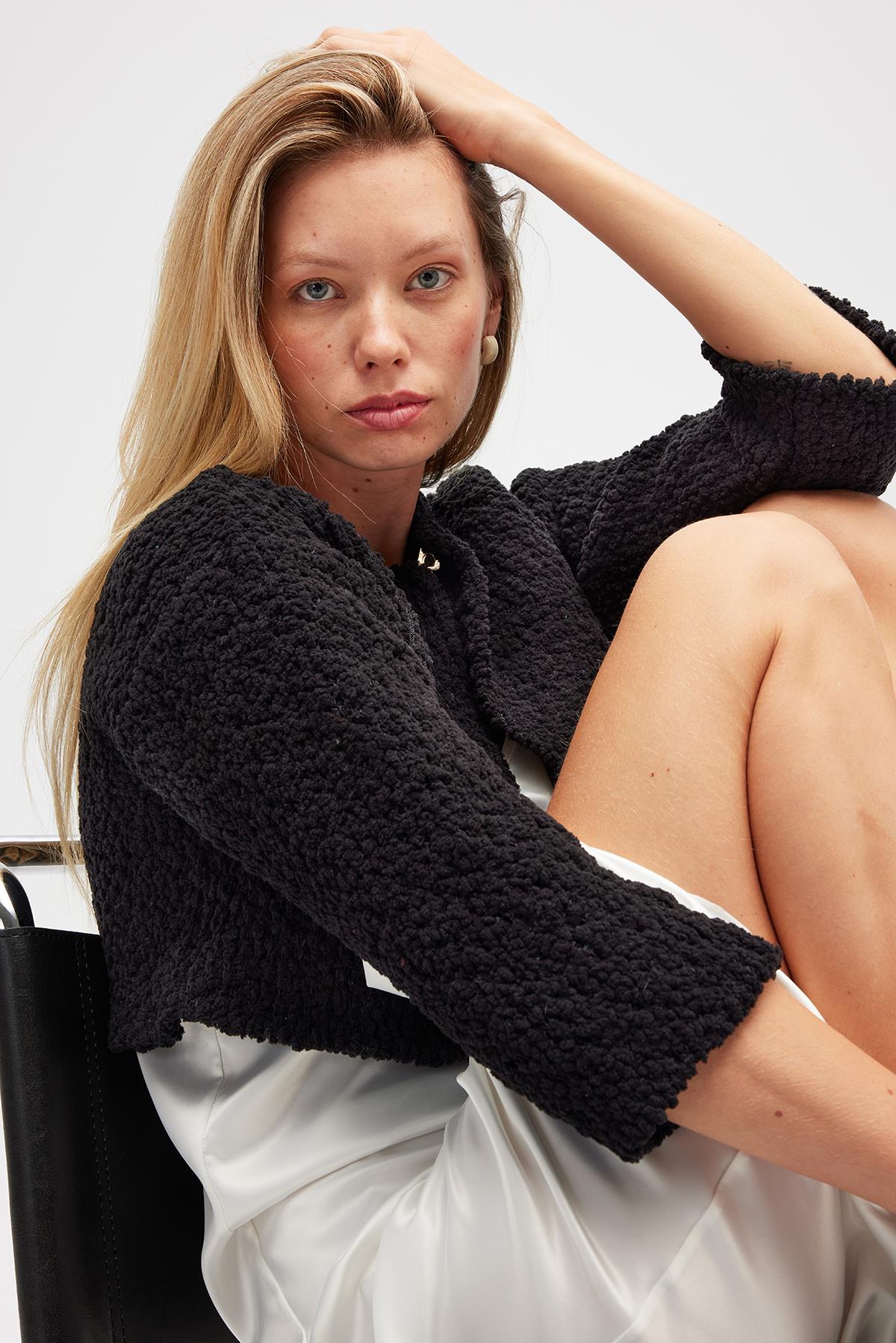 Peraluna Kayla, Düz Örgü, Kadın Kısa Triko Hırka - Siyah