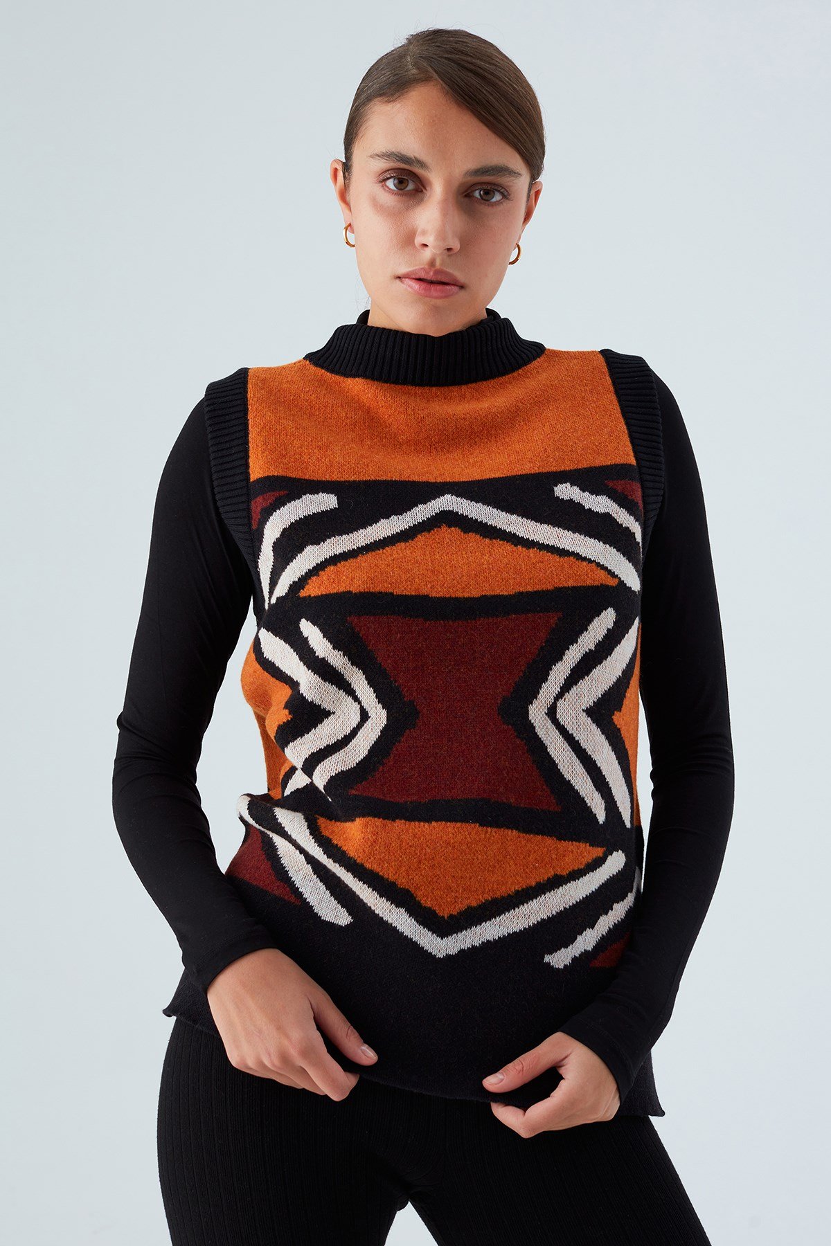 Peraluna KENDA SLIPOVER Etnik Jakar Desenli Yanları Yırtmaçlı Kadın Triko Süveter Multi