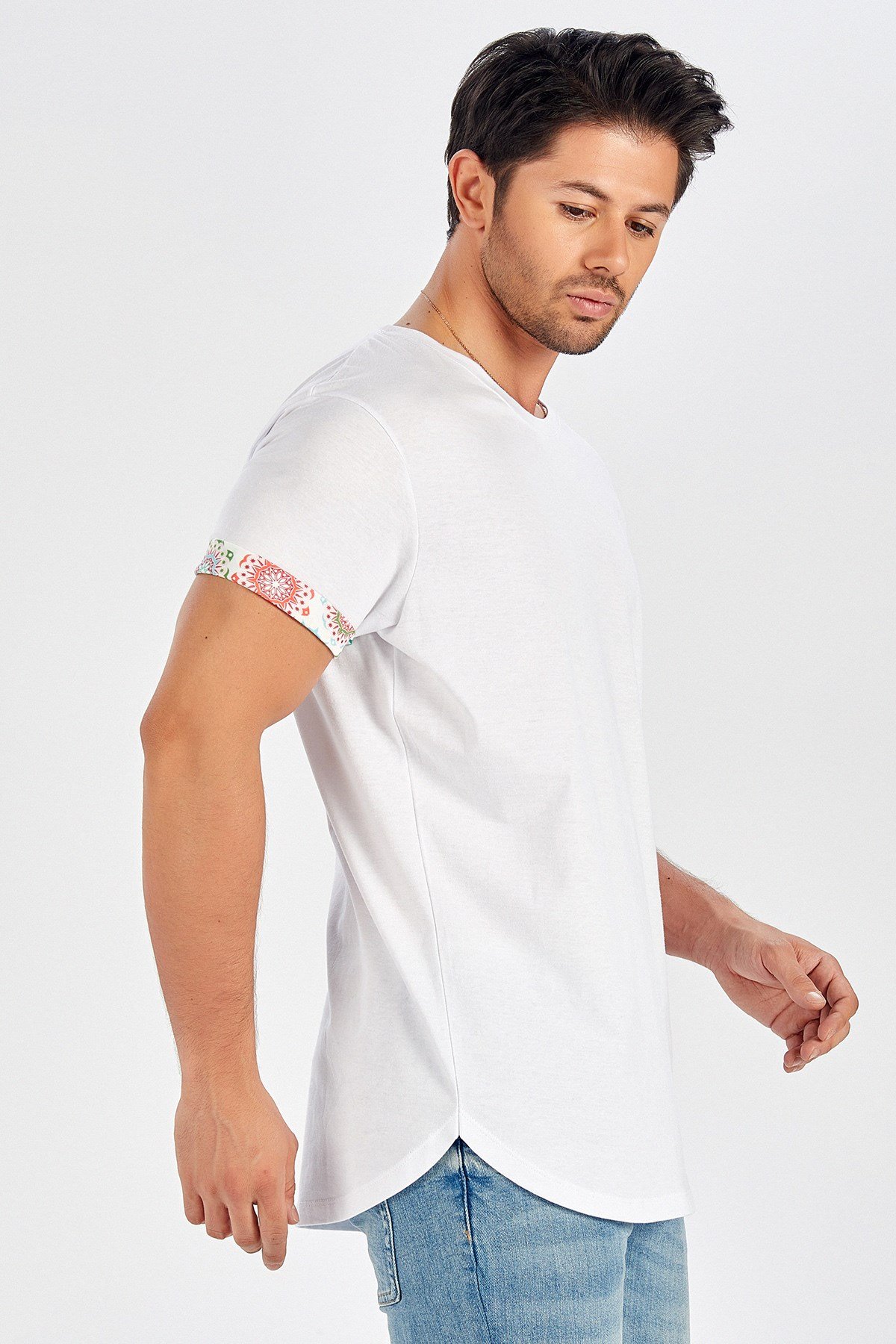 Peraluna Kol Ucu Desenli Uzun Beyaz T-Shirt