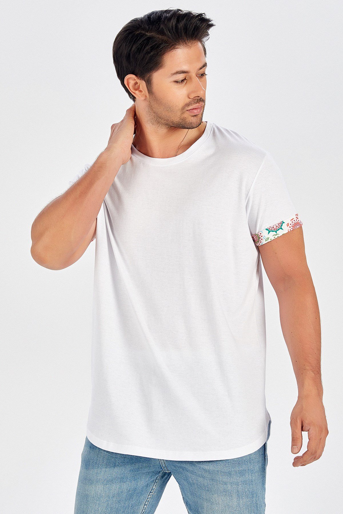 Peraluna Kol Ucu Desenli Uzun Beyaz T-Shirt