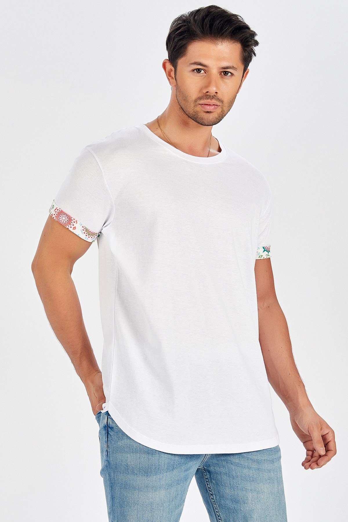 Peraluna Kol Ucu Desenli Uzun Beyaz T-Shirt