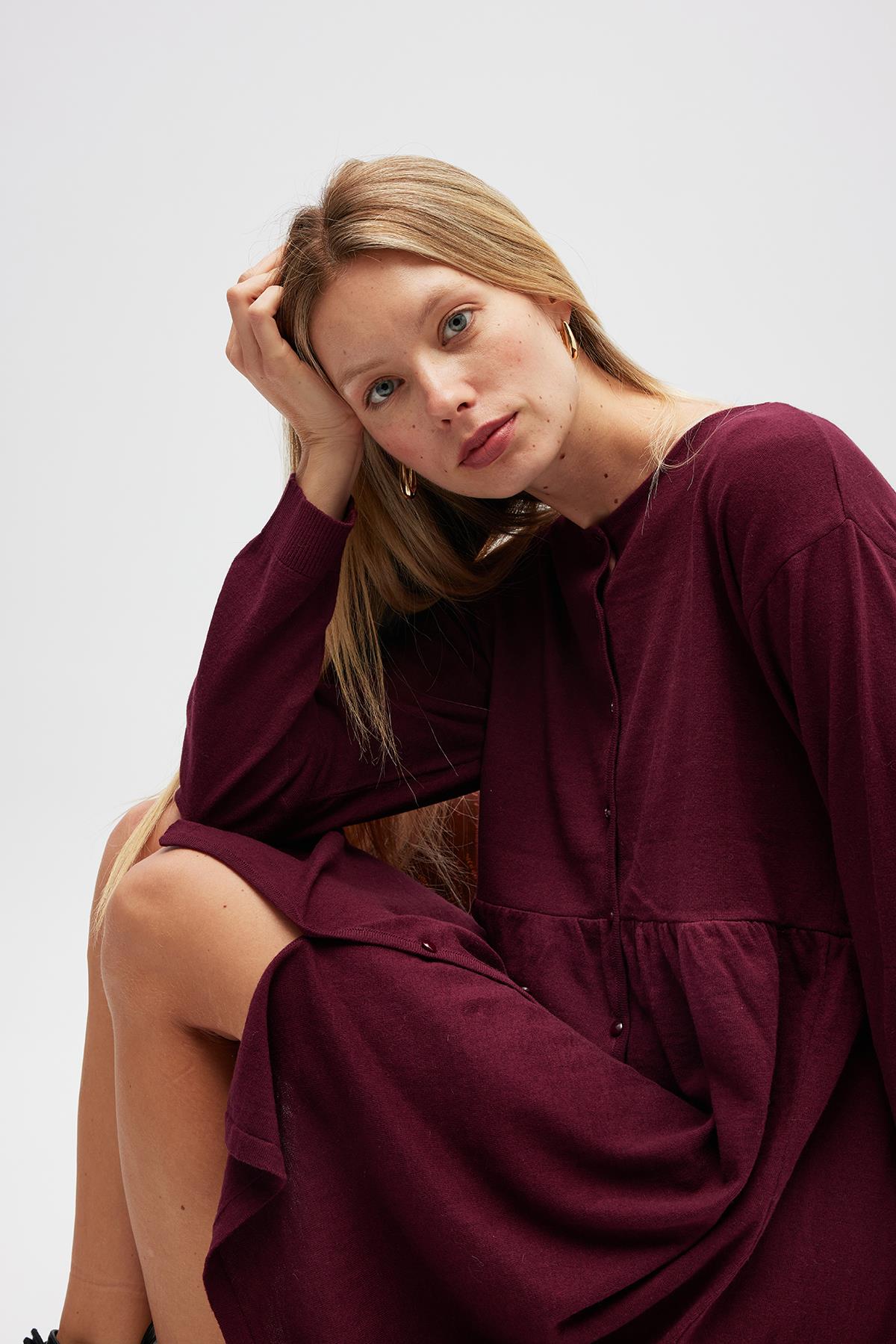 Peraluna Leah Büzgülü Düğmeli Mini Triko Gömlek Elbise - Bordo