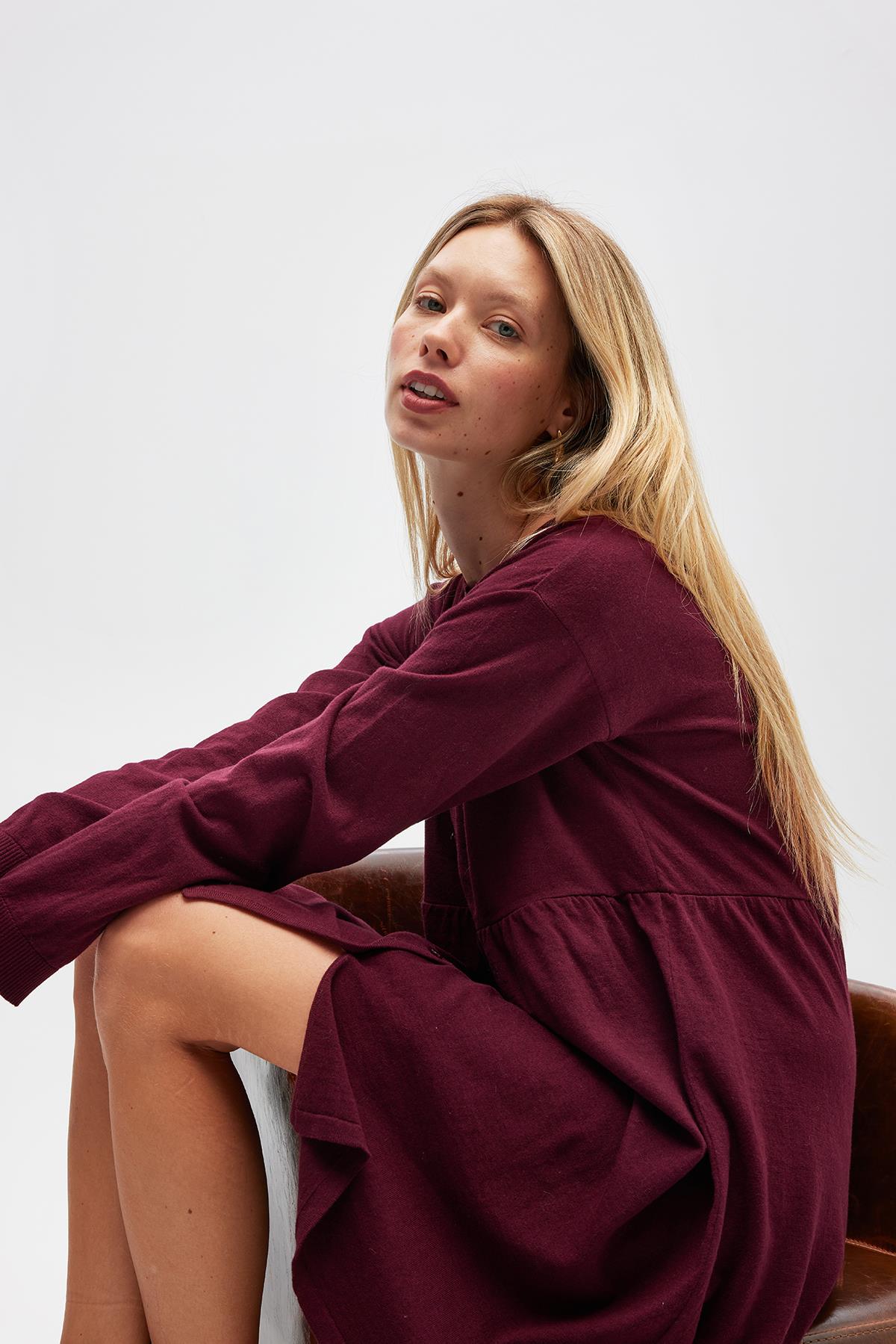 Peraluna Leah Büzgülü Düğmeli Mini Triko Gömlek Elbise - Bordo