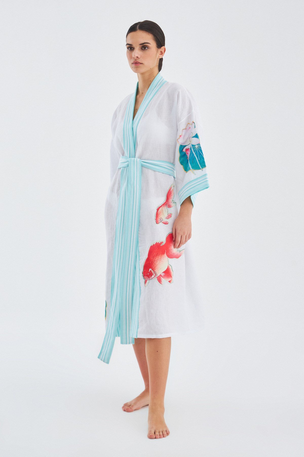 Peraluna LOTUS Balık Aplikelii Keten Karışımlı Diz Altı Kadın Kimono Beyaz