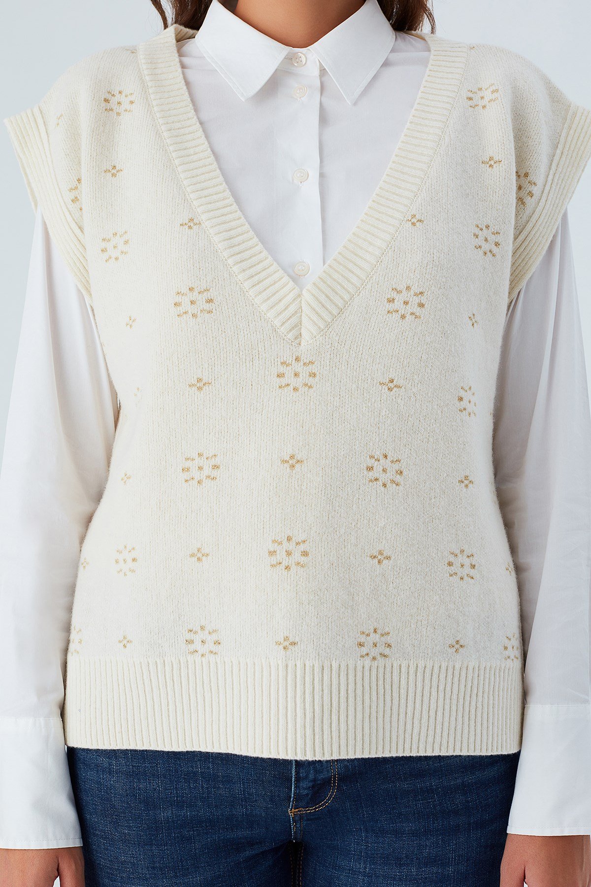 Peraluna LULU SLIP OVER Simli Kar Taneli Yanları Düğmeli V Yaka Kadın Triko Süveter Ekru