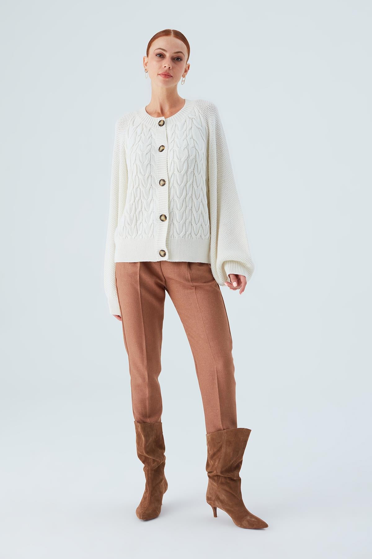 Peraluna MAY CARDIGAN Saç Örgülü Düğmeli Bol Kesim Kadın Triko Hırka Ekru