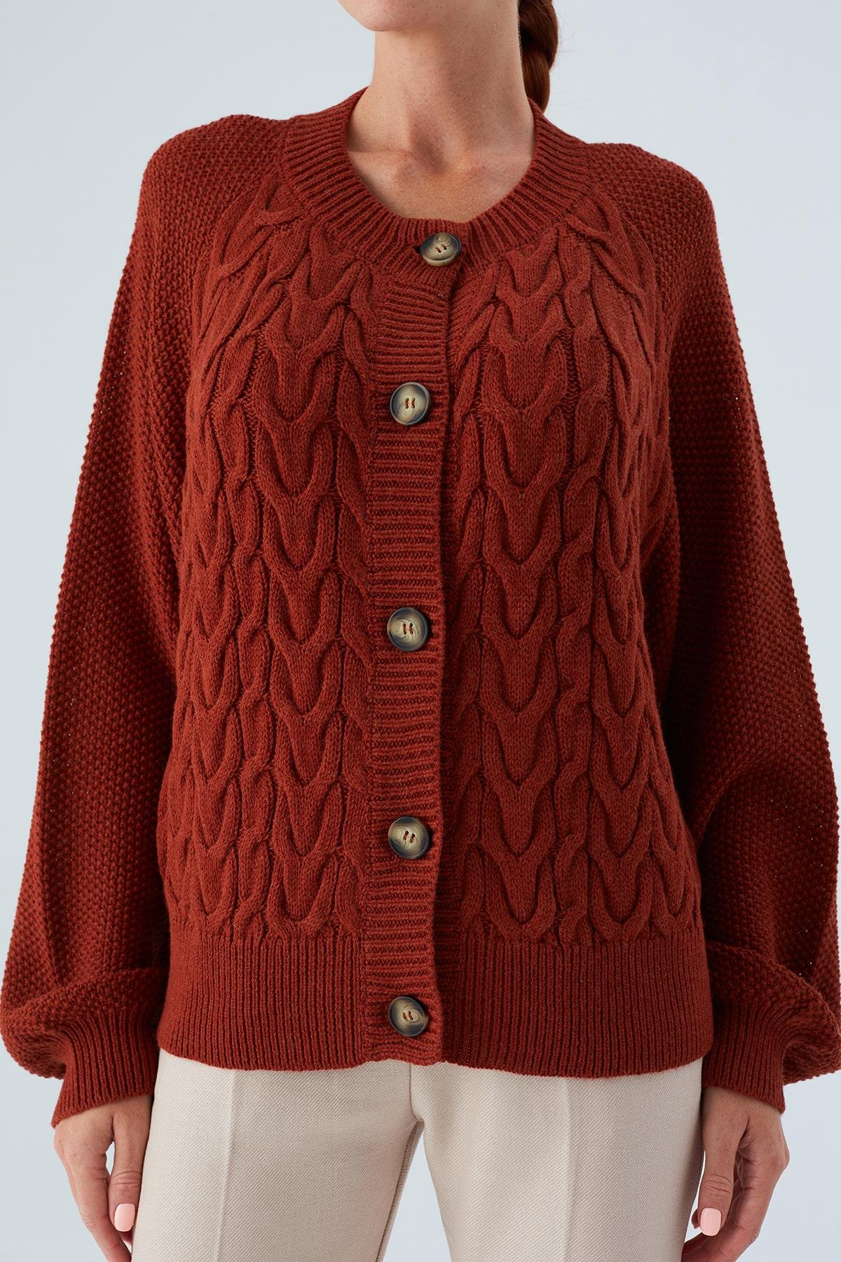 Peraluna MAY CARDIGAN Saç Örgülü Düğmeli Bol Kesim Kadın Triko Hırka Kızıl Kahve
