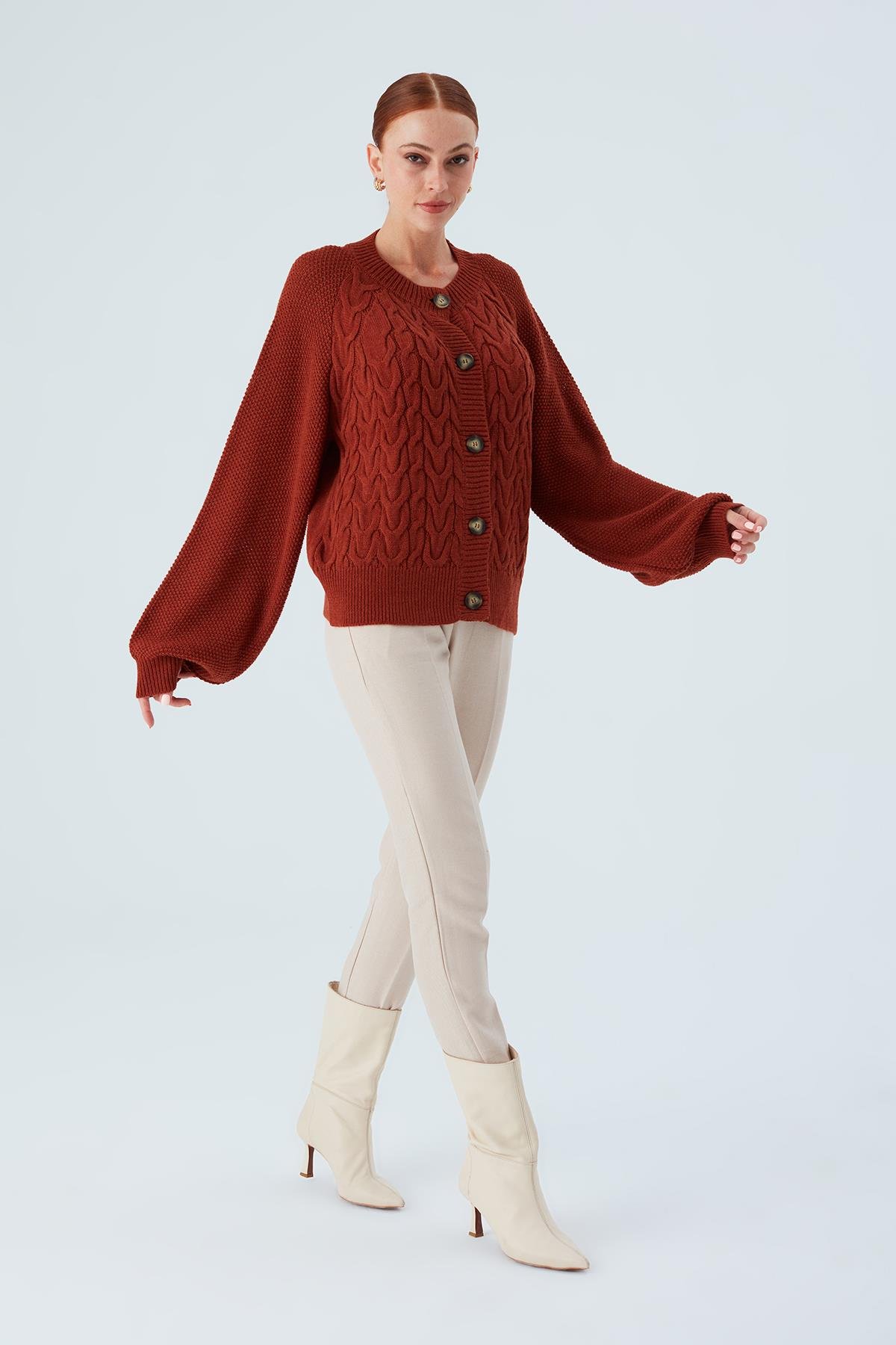 Peraluna MAY CARDIGAN Saç Örgülü Düğmeli Bol Kesim Kadın Triko Hırka Kızıl Kahve