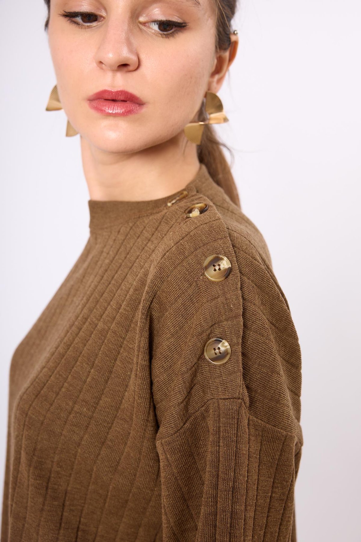 Peraluna Molly Omuzu Düğmeli Kadın Triko Kazak - Kahve Melanj