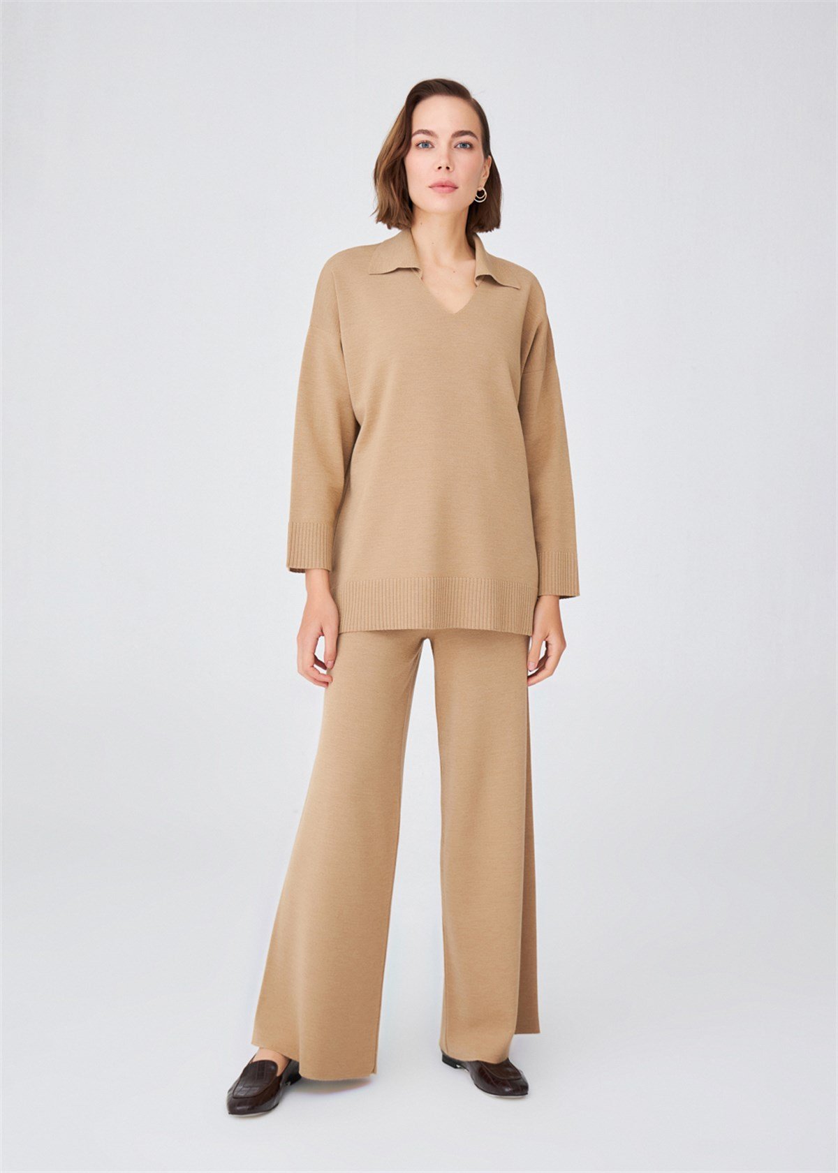 Peraluna Polo V-neck Loose Cut Women's Knitwear Sweater - Camel Melange