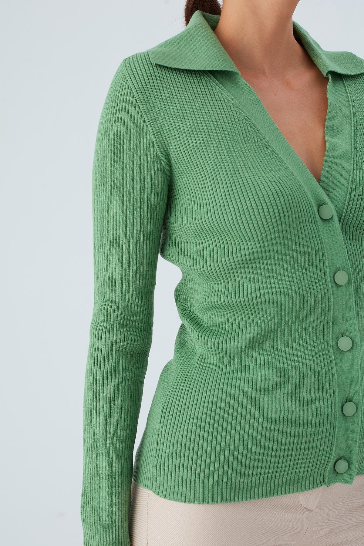 Peraluna Polo V Yaka Ribana Örgü Fit Kesim Kadın Triko Hırka Yeşil